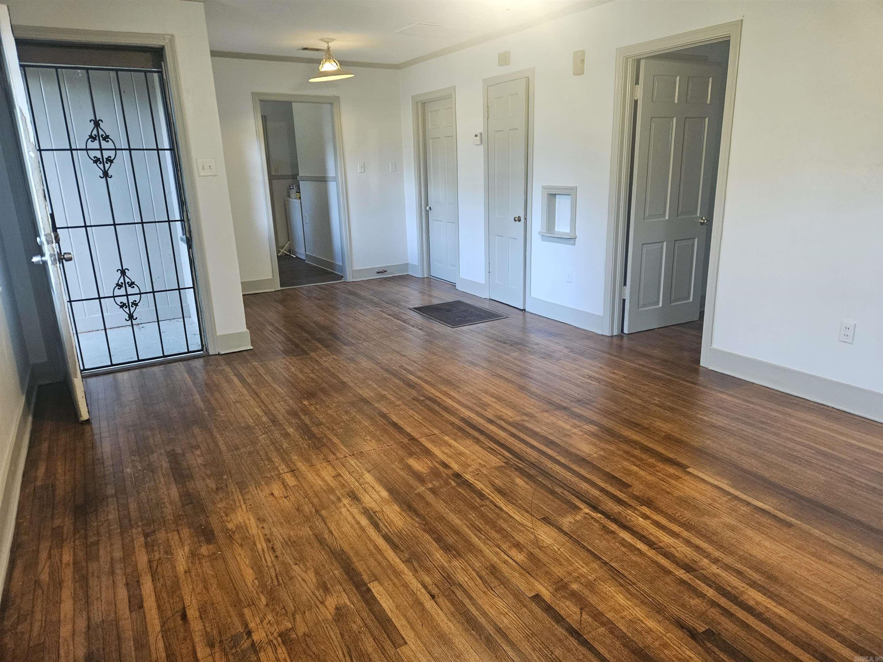 Cherry & Cox - Residential Lease