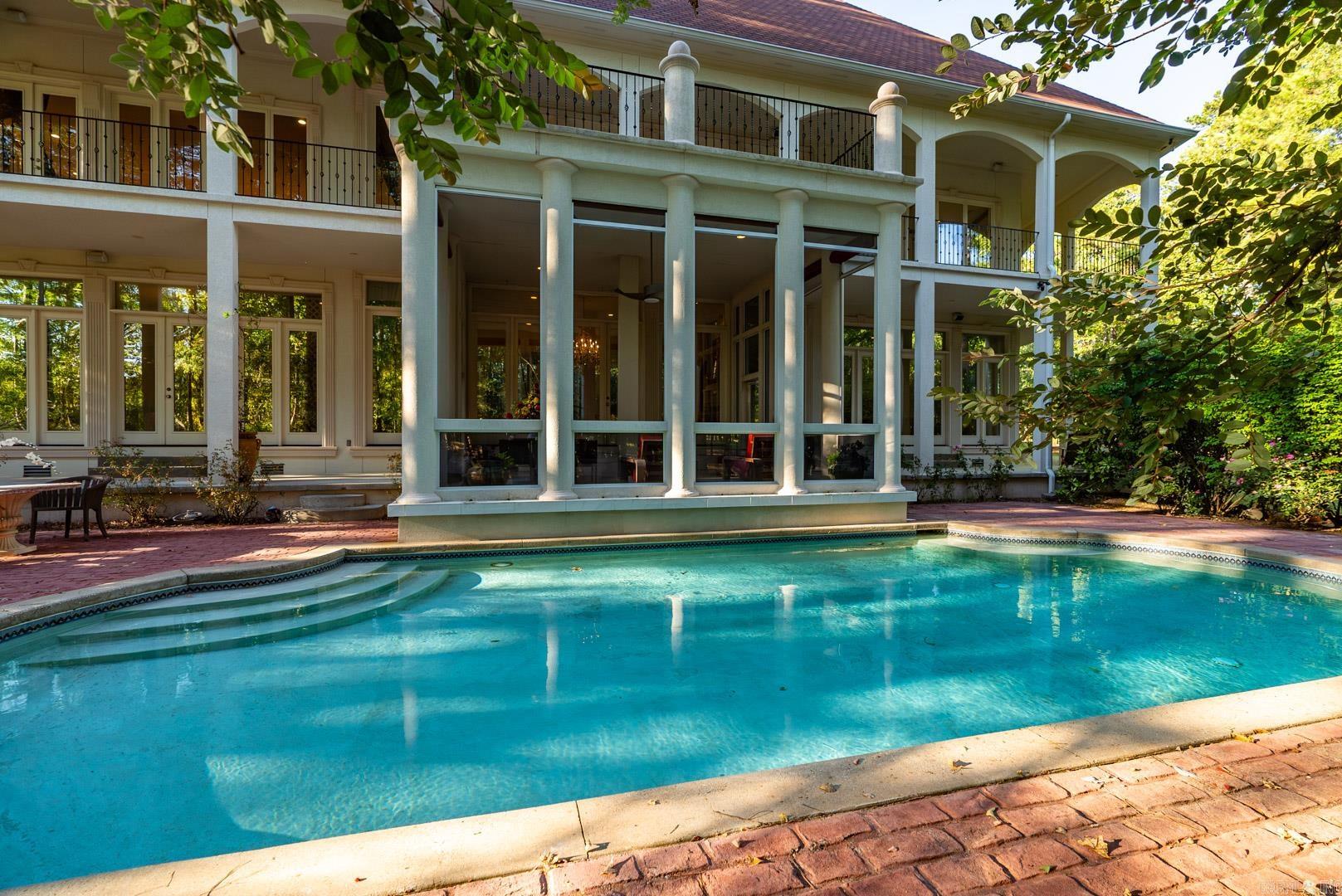 CHENAL VALLEY SOLOGNE CIRCLE - Residential