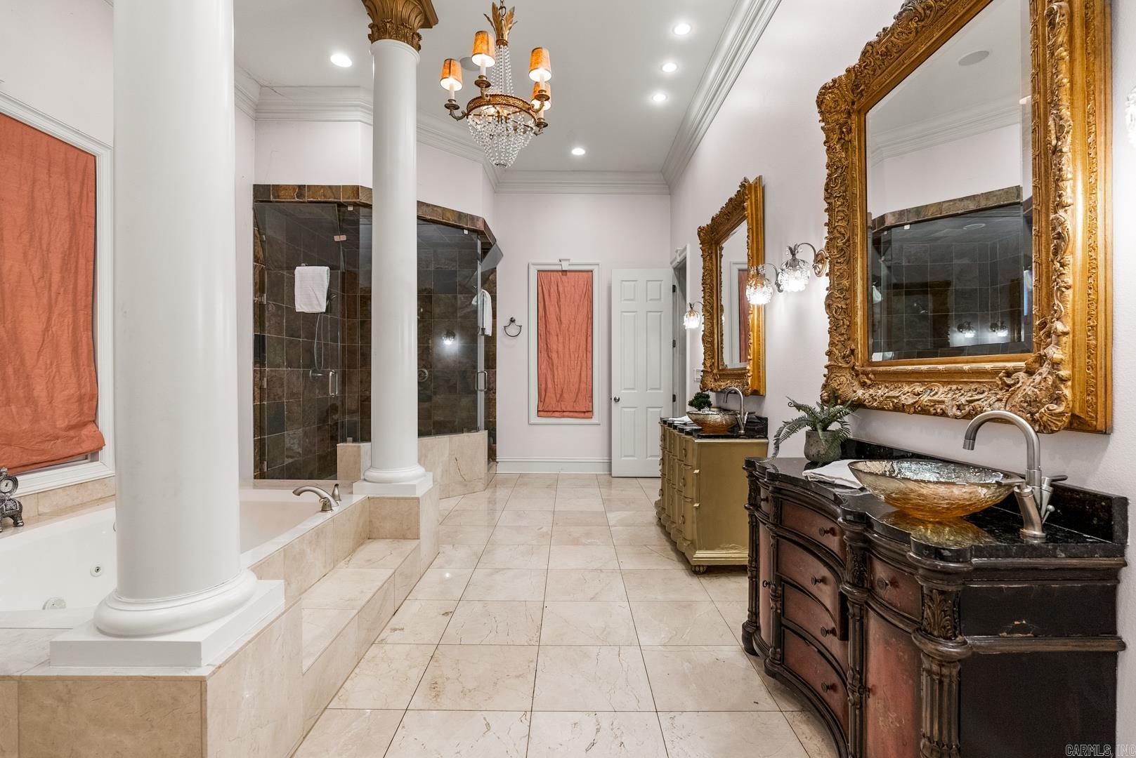 CHENAL VALLEY SOLOGNE CIRCLE - Residential