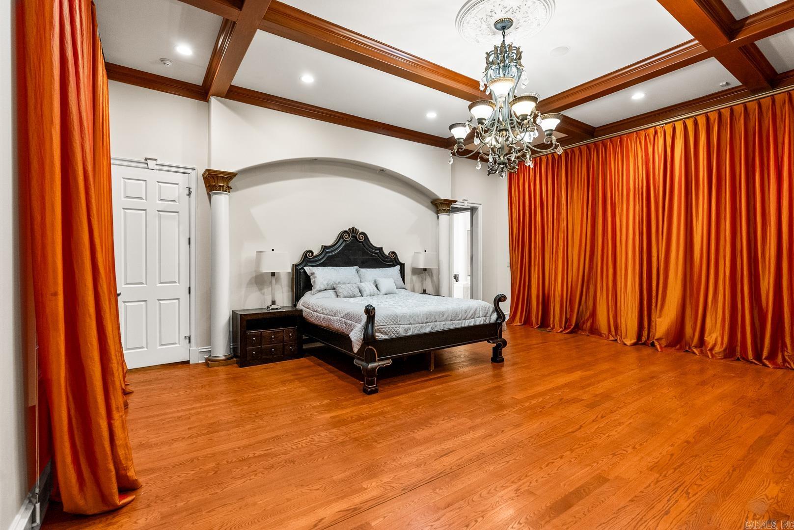 CHENAL VALLEY SOLOGNE CIRCLE - Residential
