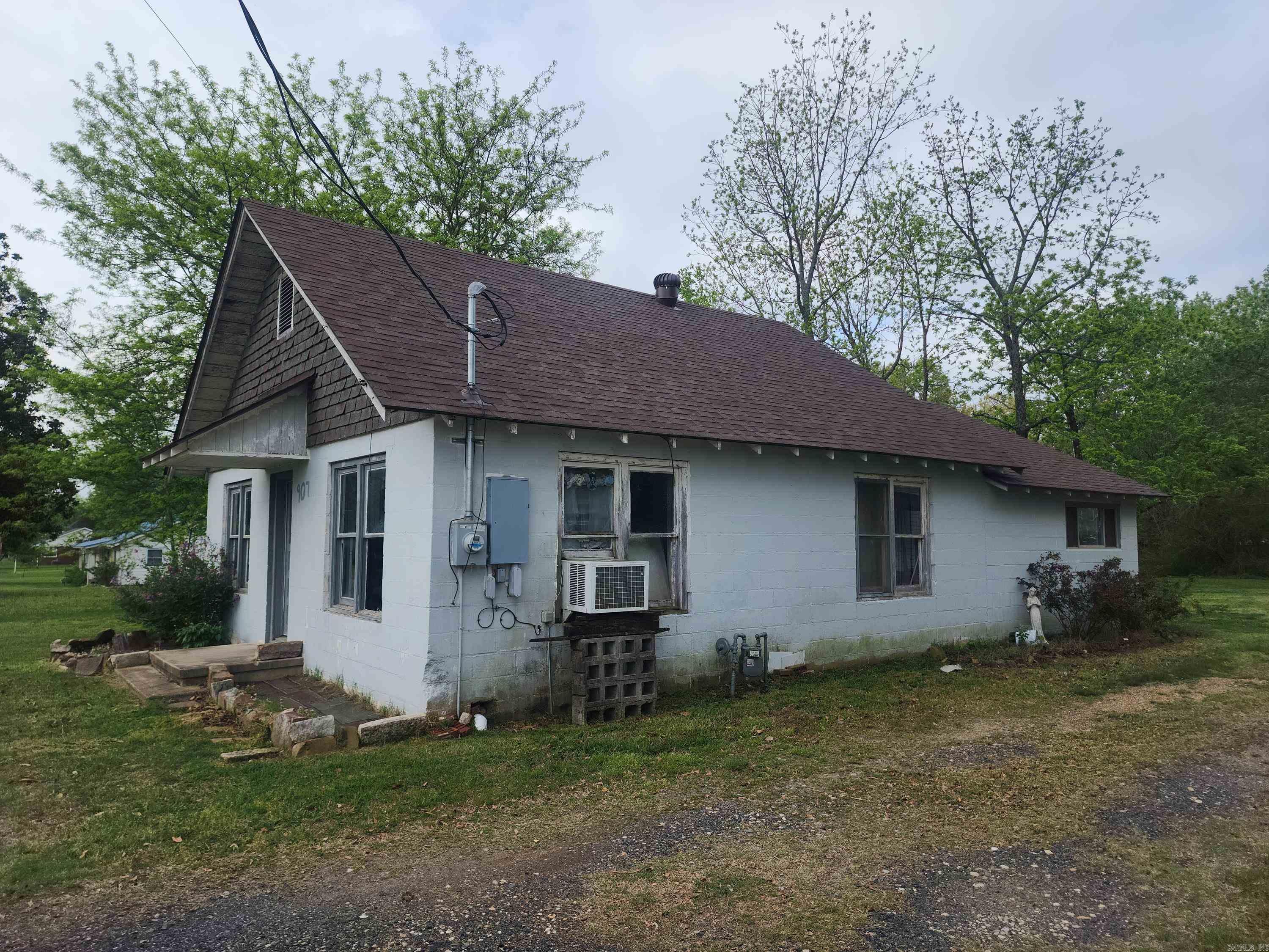 REEVES PINE GROVE - Residential