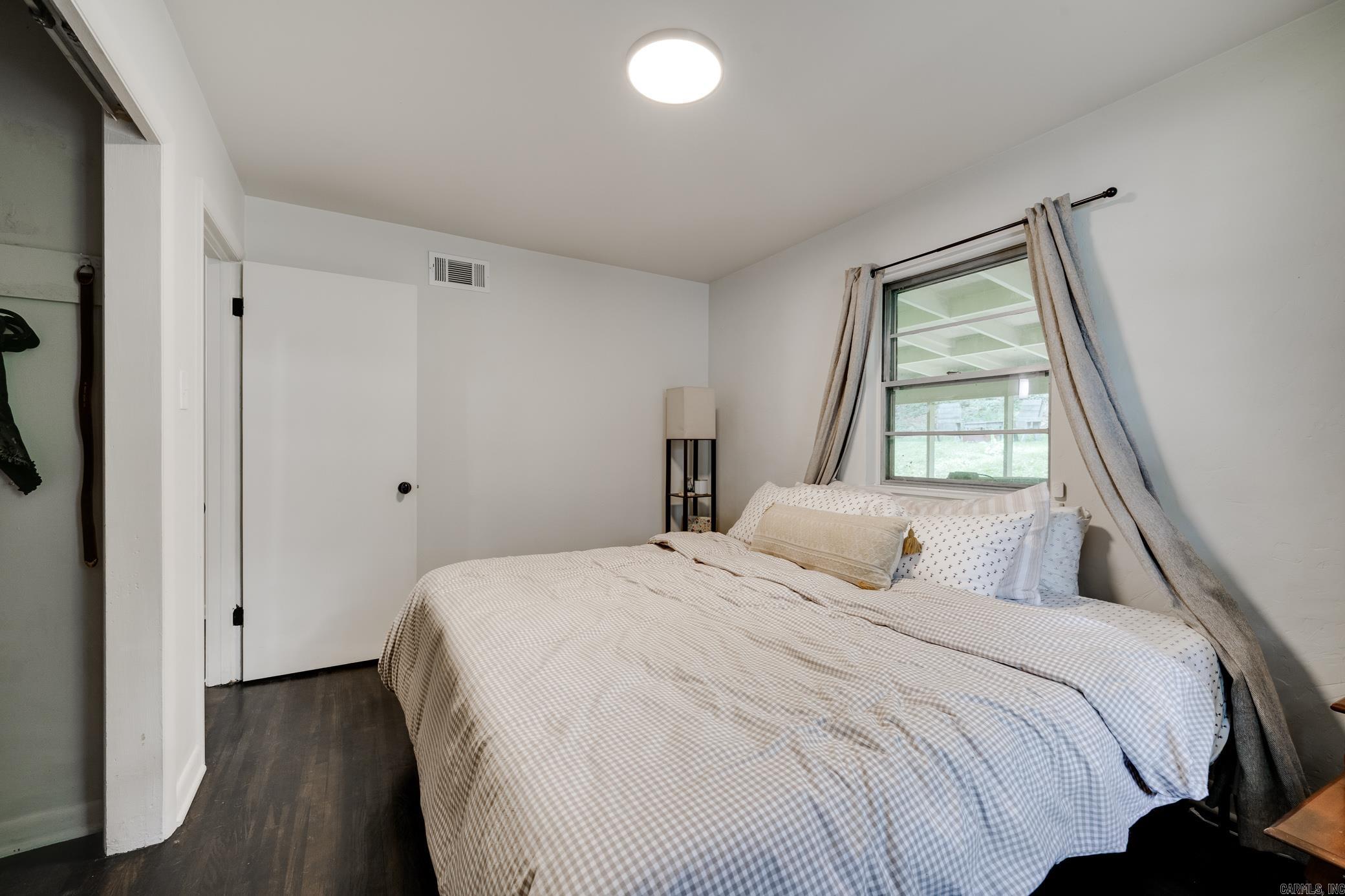 POINT O`WOODS ADDN - Residential