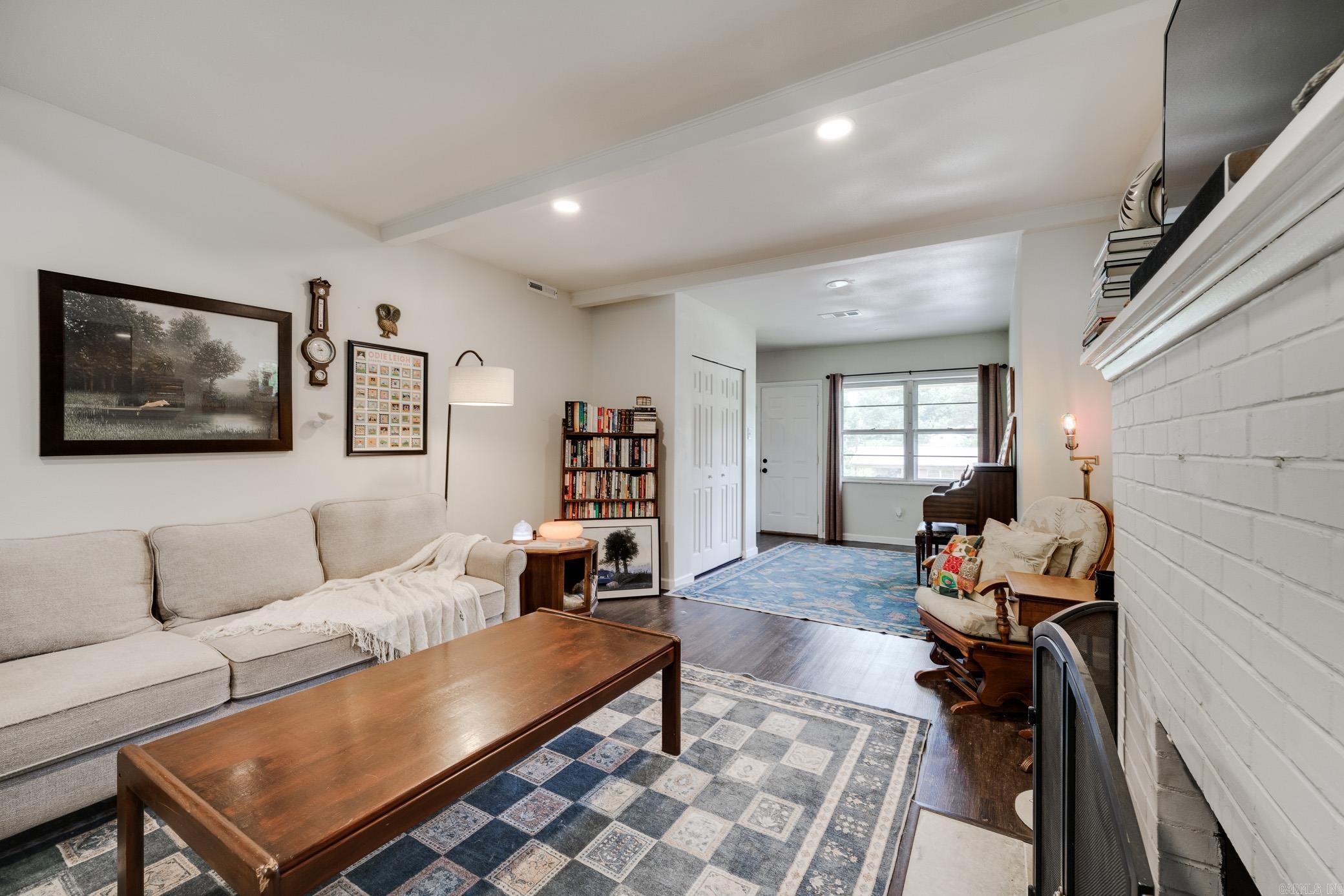 POINT O`WOODS ADDN - Residential