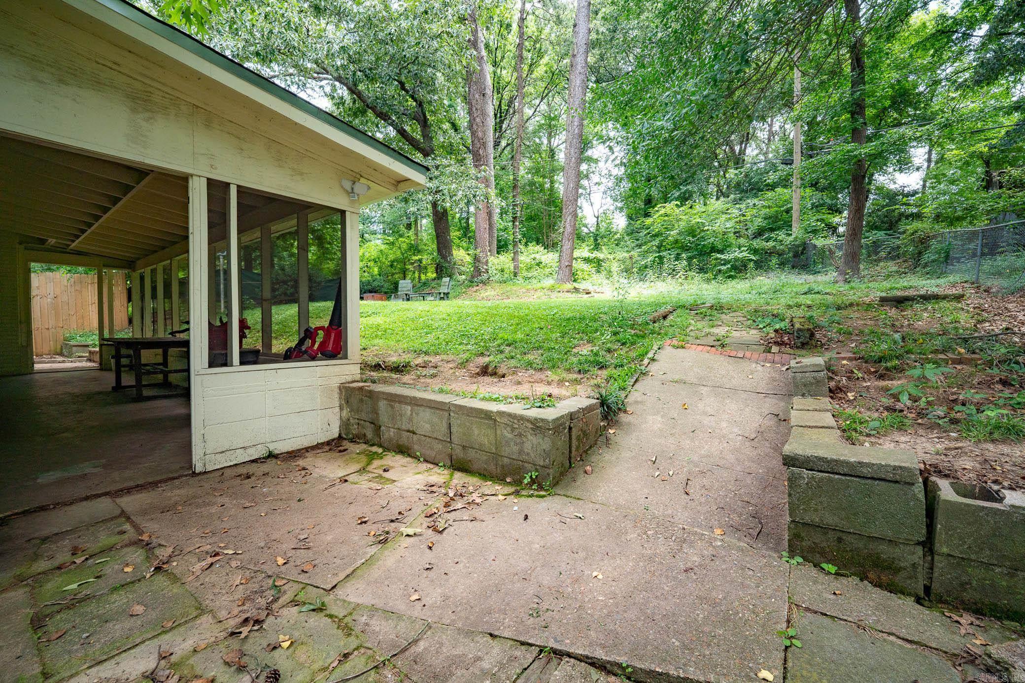 POINT O`WOODS ADDN - Residential