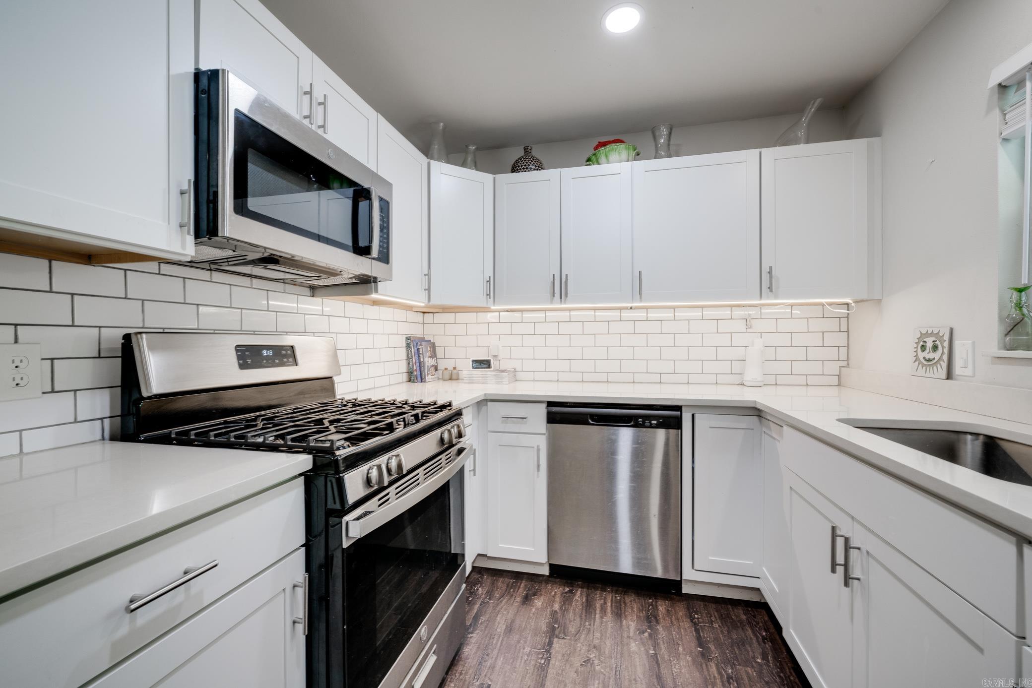 POINT O`WOODS ADDN - Residential