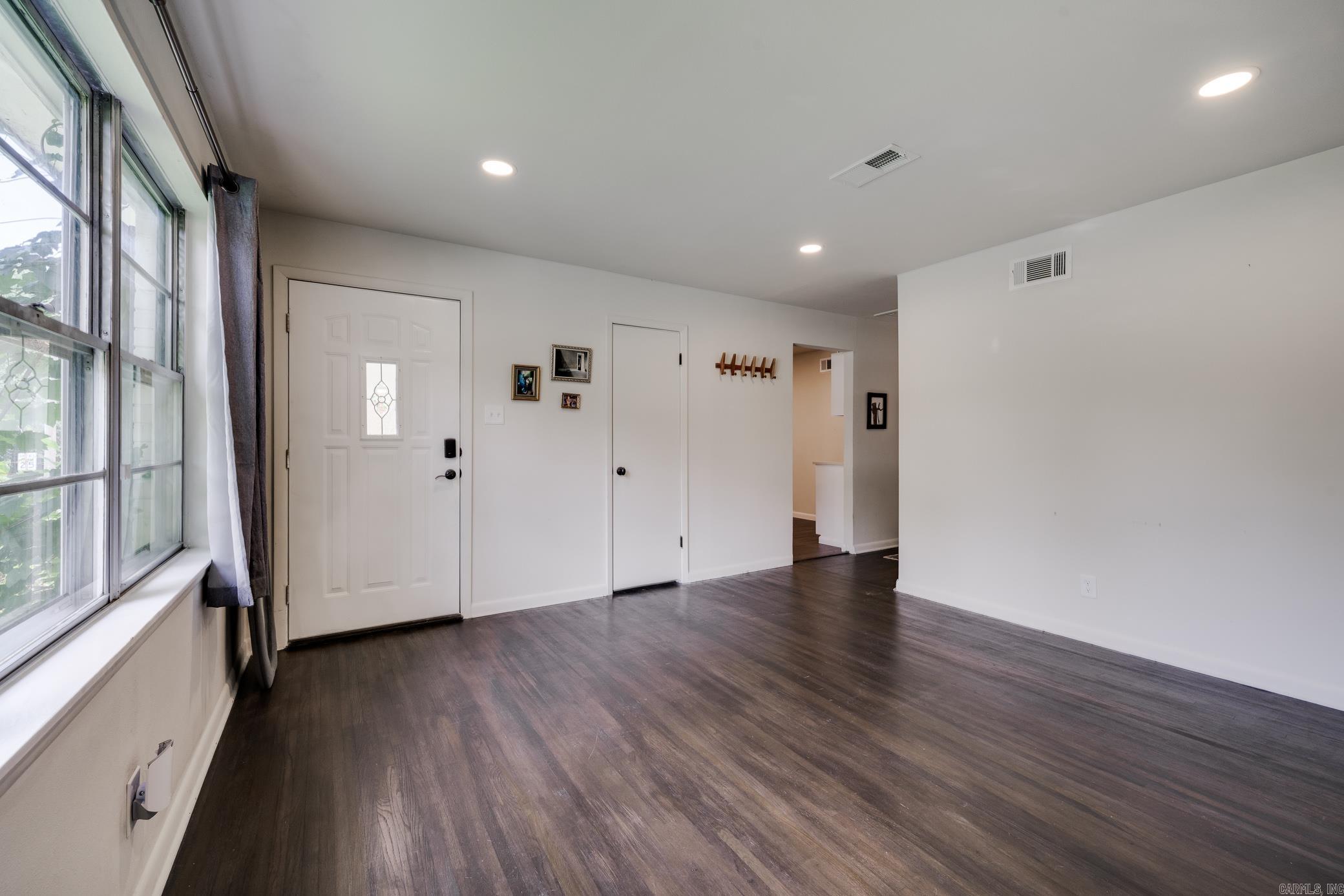 POINT O`WOODS ADDN - Residential