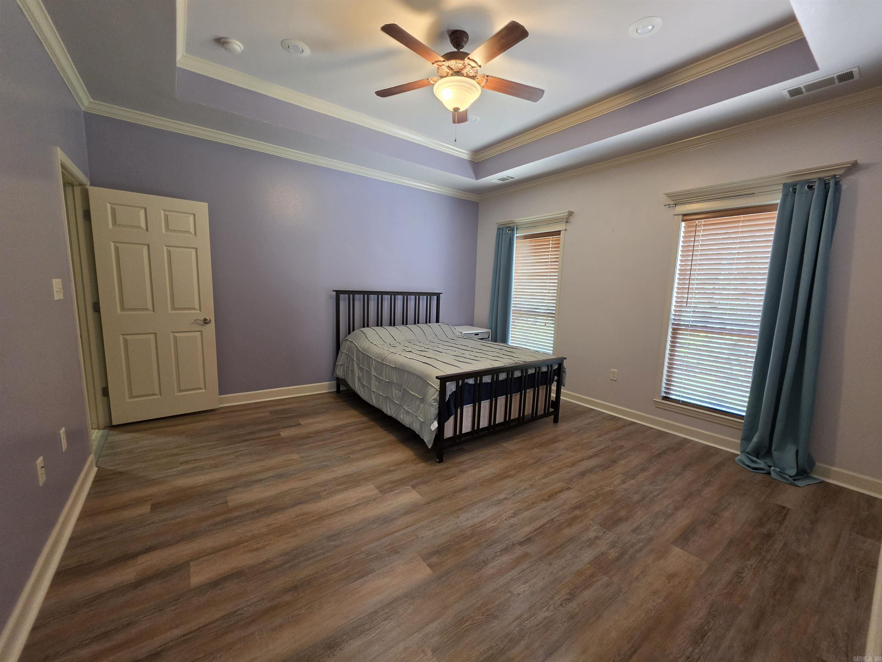 CAPITOL LAKES ESTATES - Residential