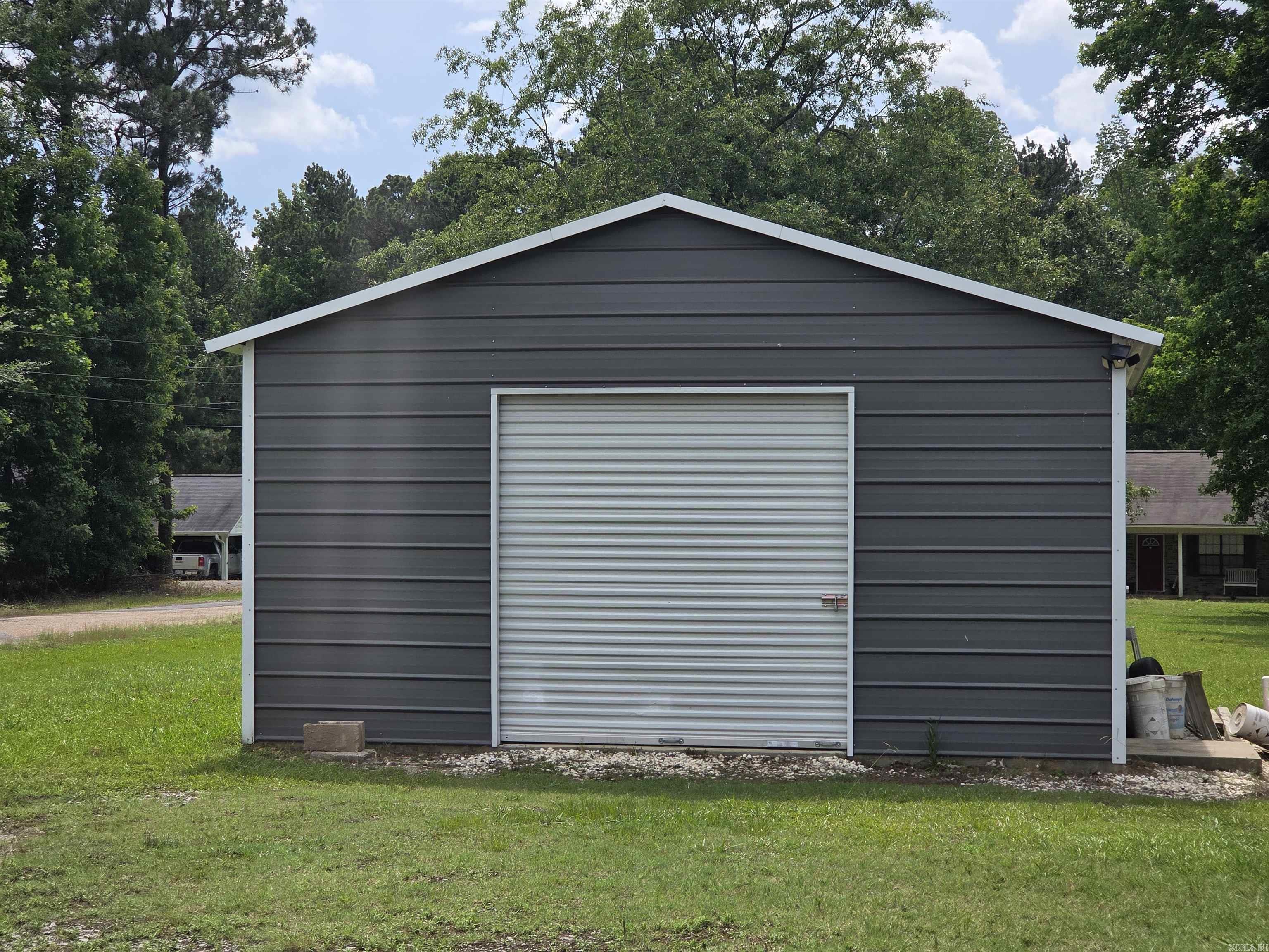 Moores Country Club - Residential