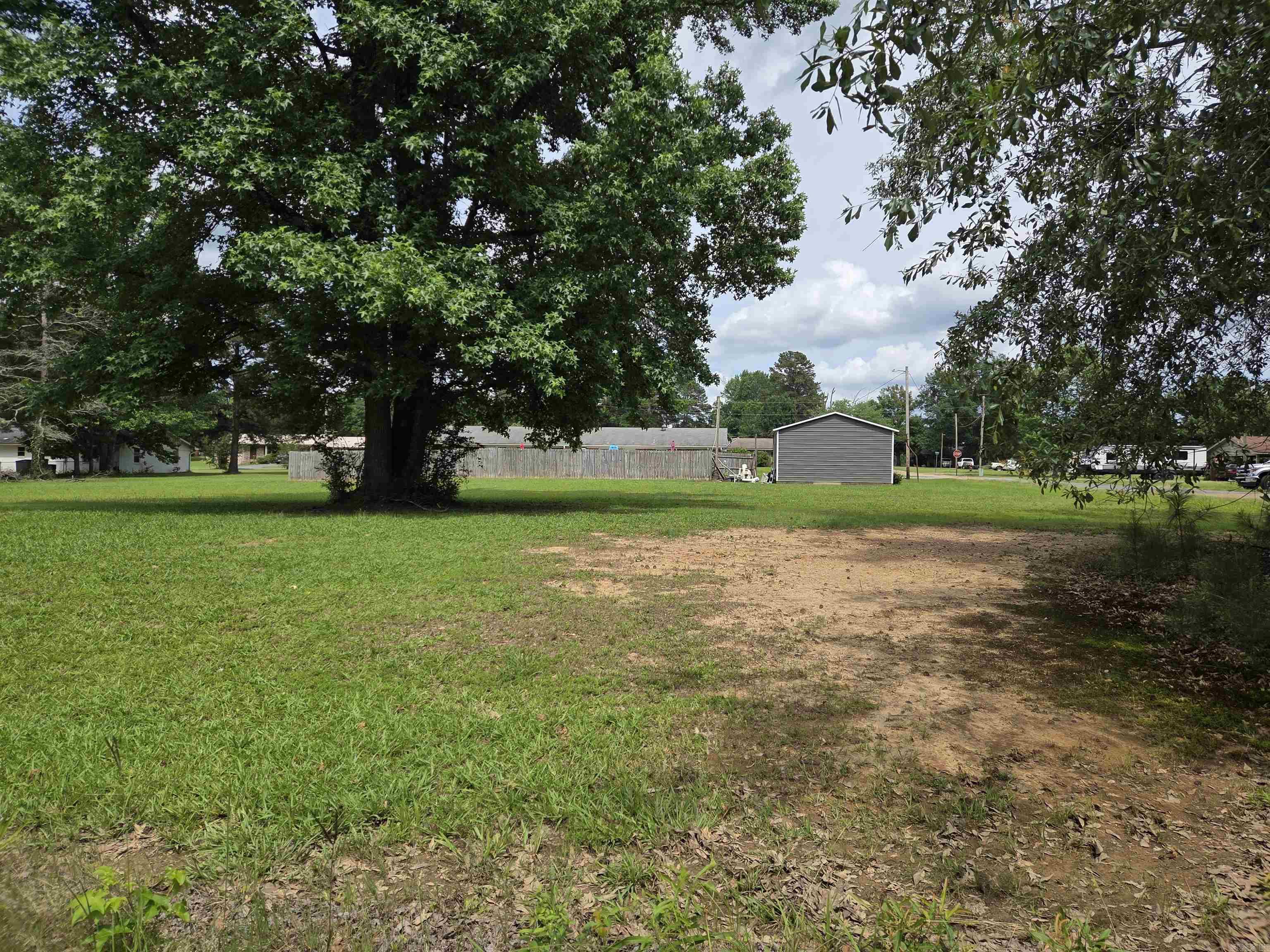 Moores Country Club - Residential