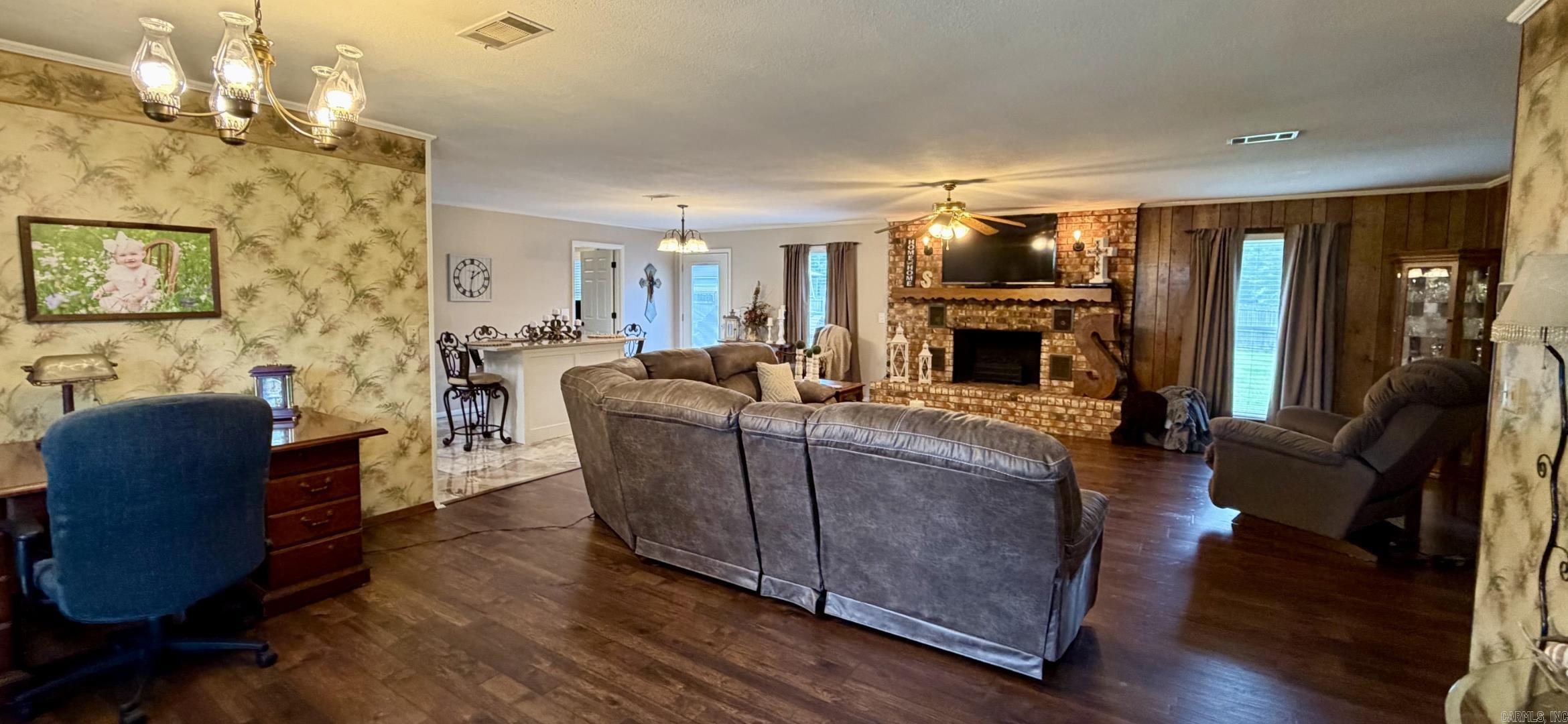 Moores Country Club - Residential