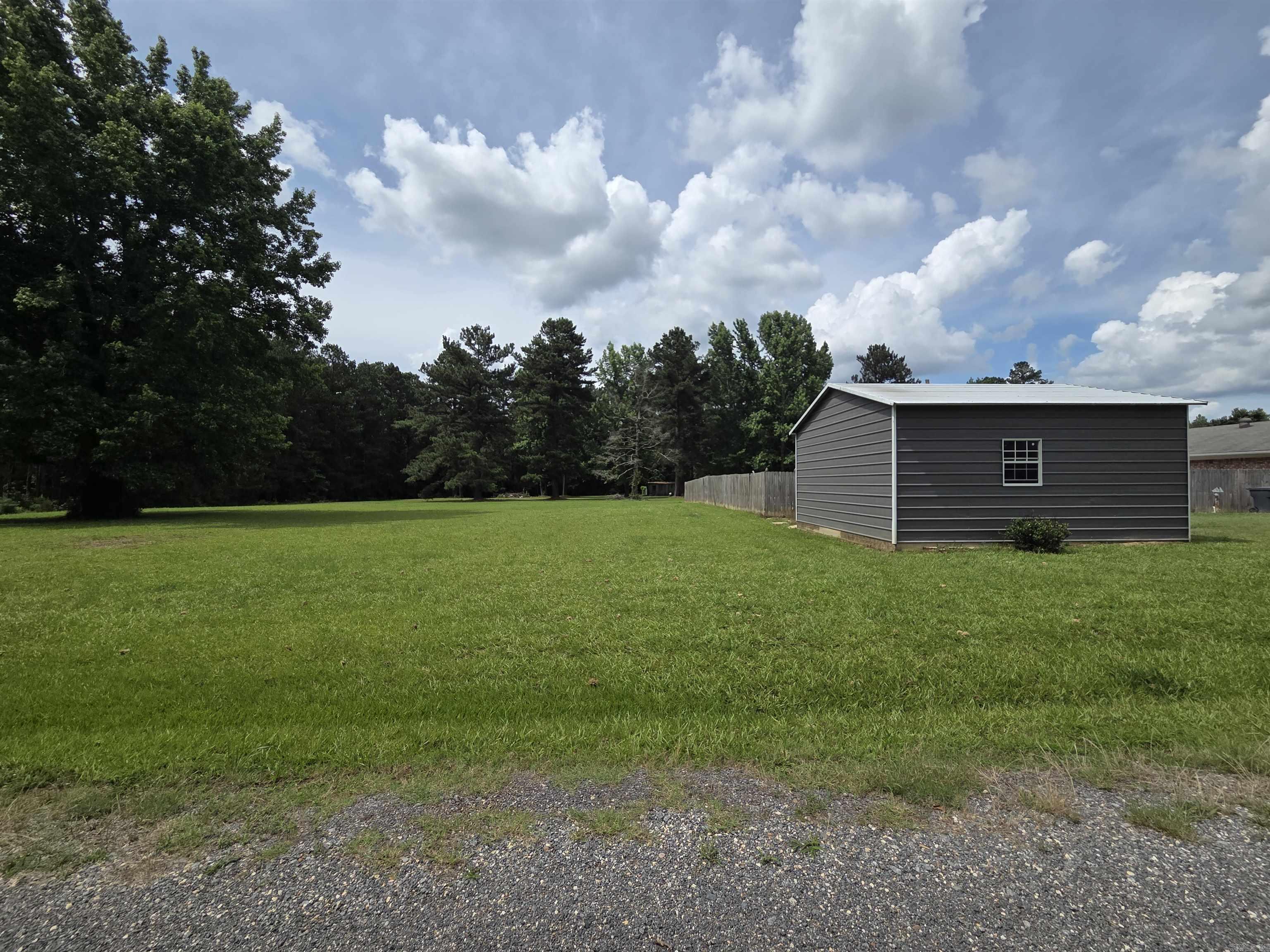 Moores Country Club - Residential