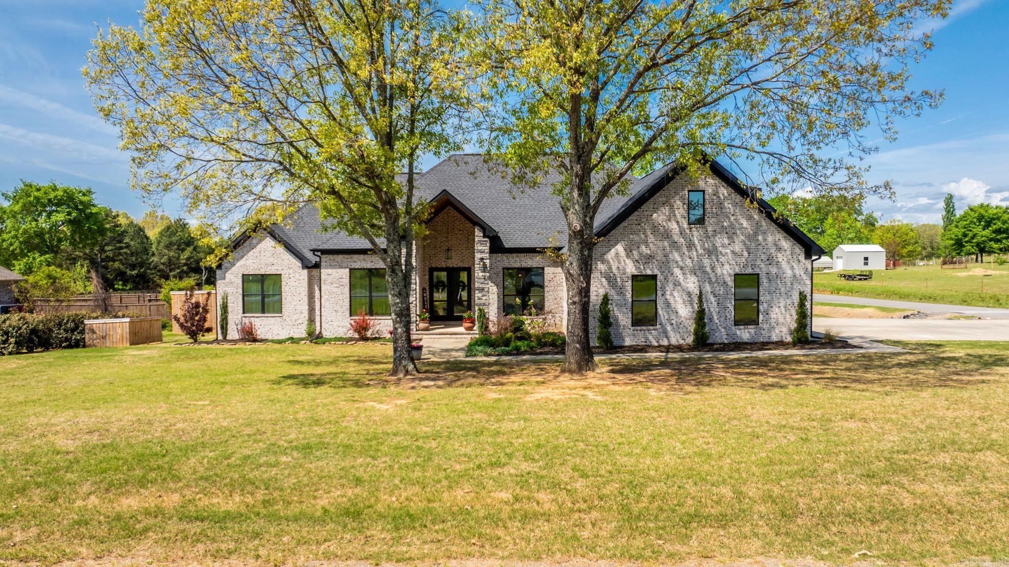 COYOTE RIDGE - Residential