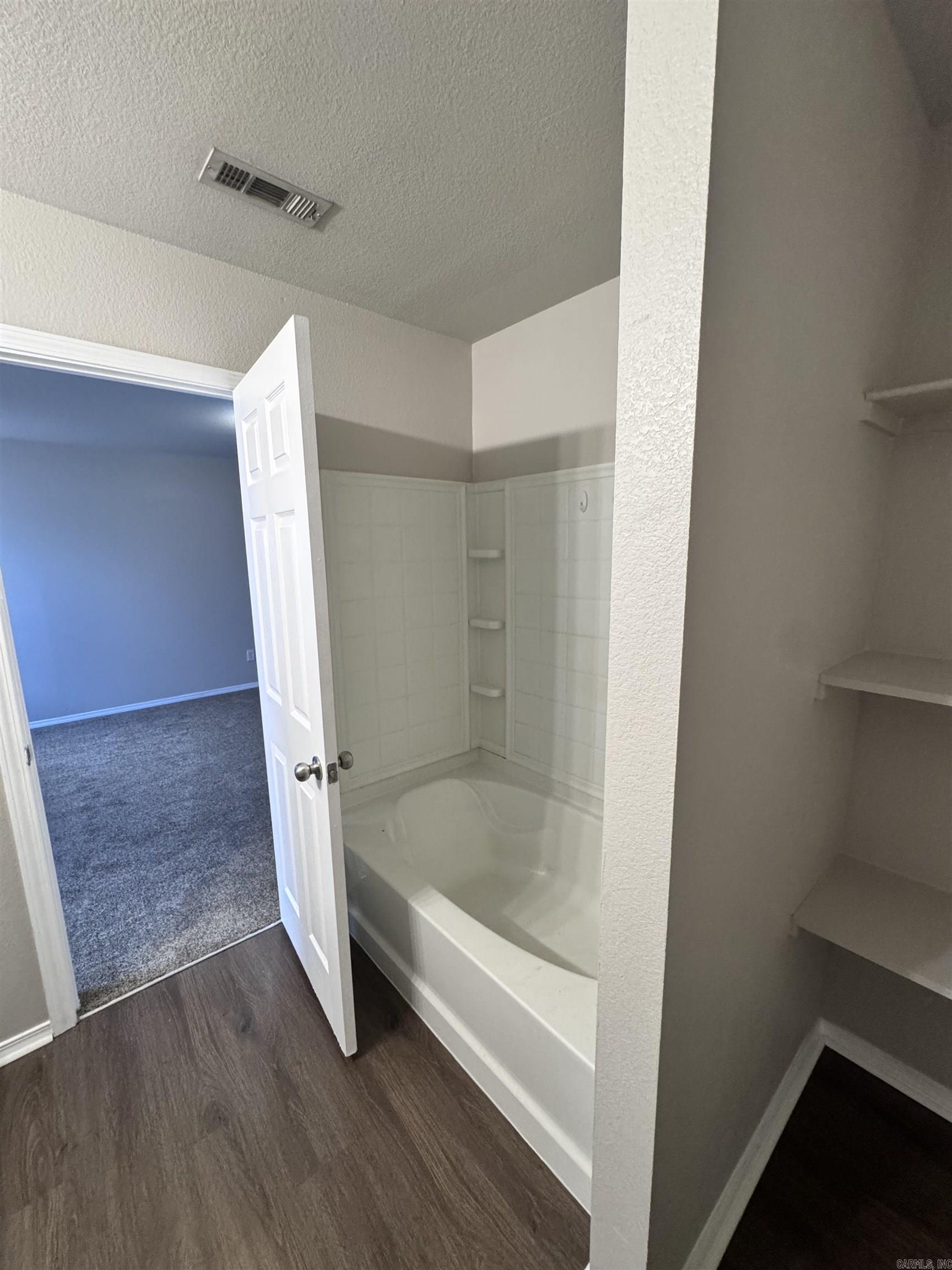 Parkway Meadows - Residential Lease