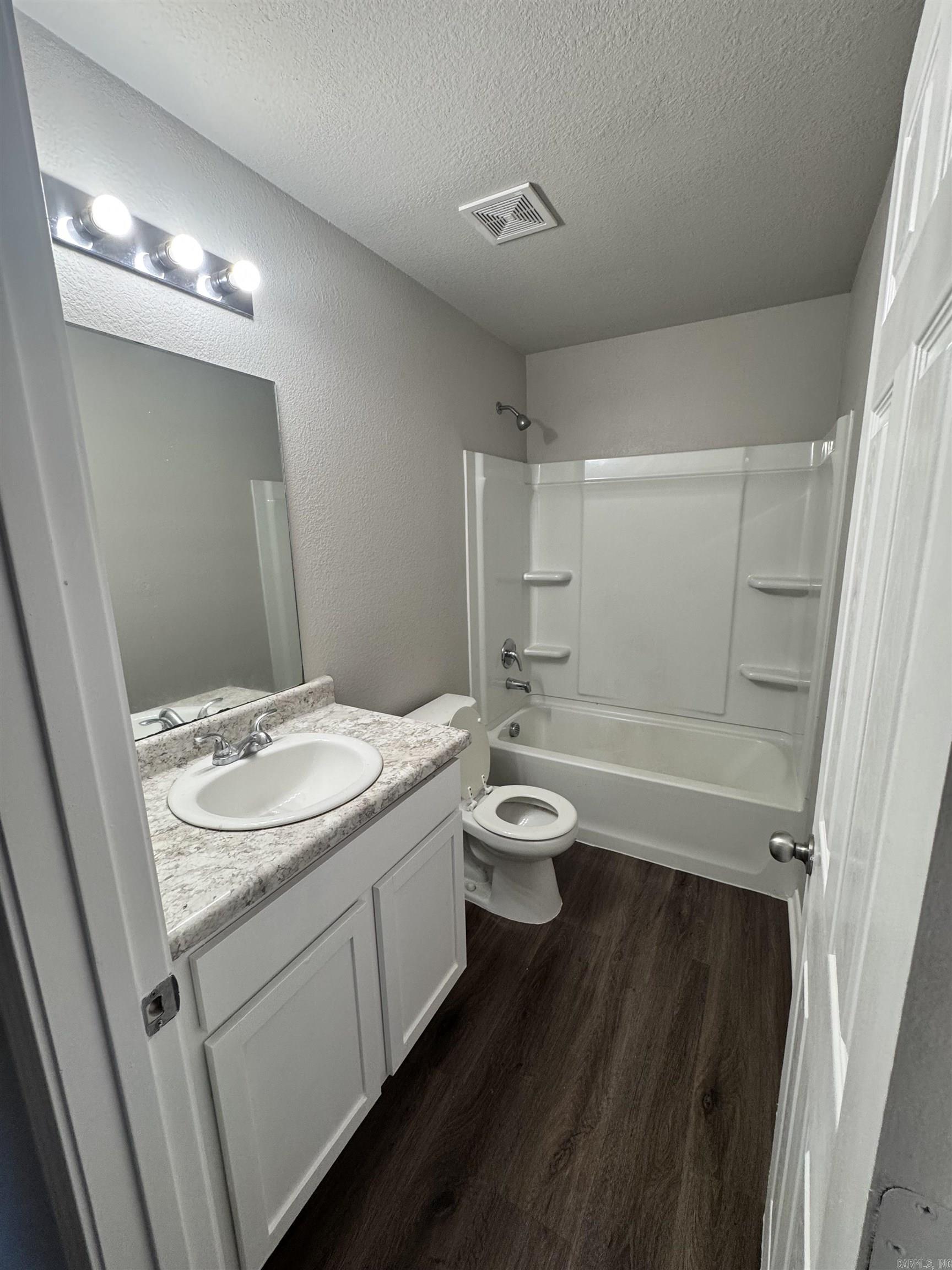 Parkway Meadows - Residential Lease