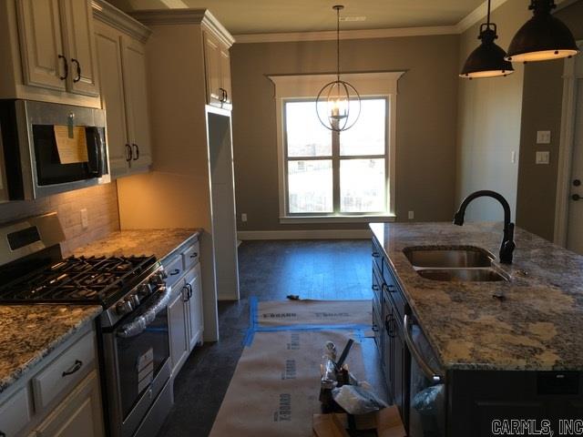 COLDWATER CREEK - Residential