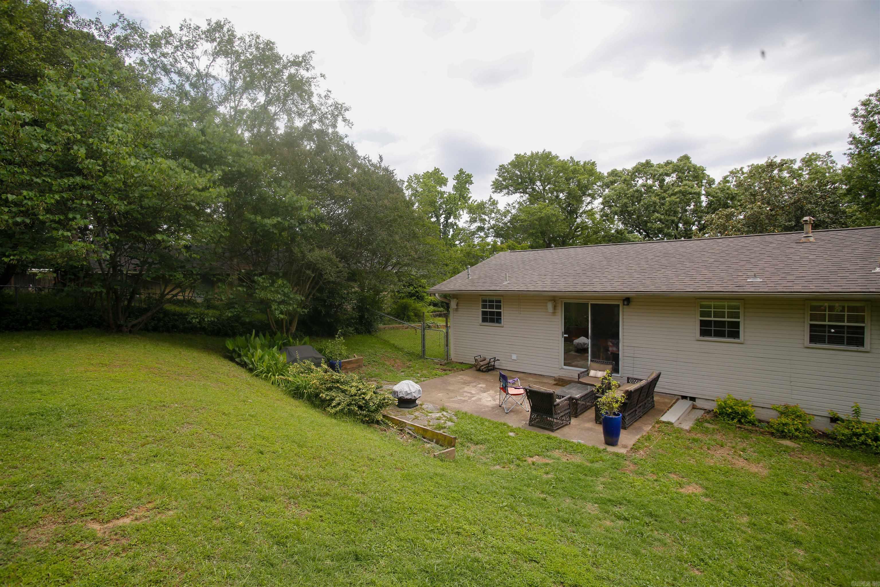 1N-13-01 - Residential Lease