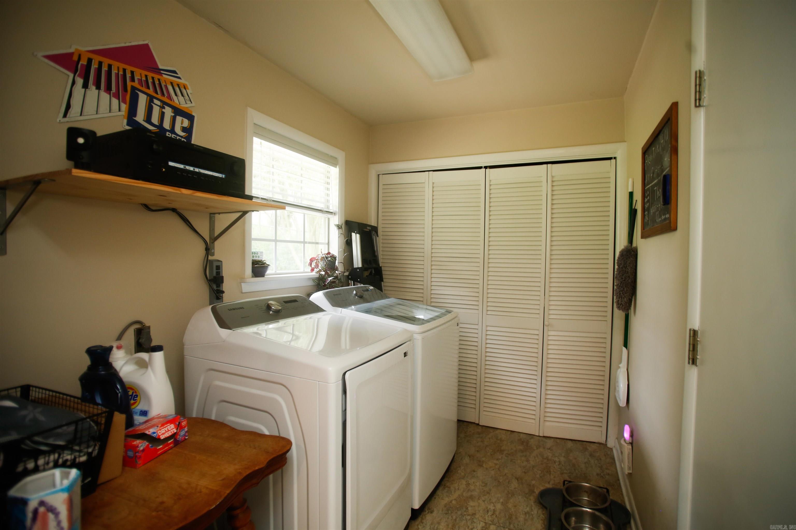 1N-13-01 - Residential Lease