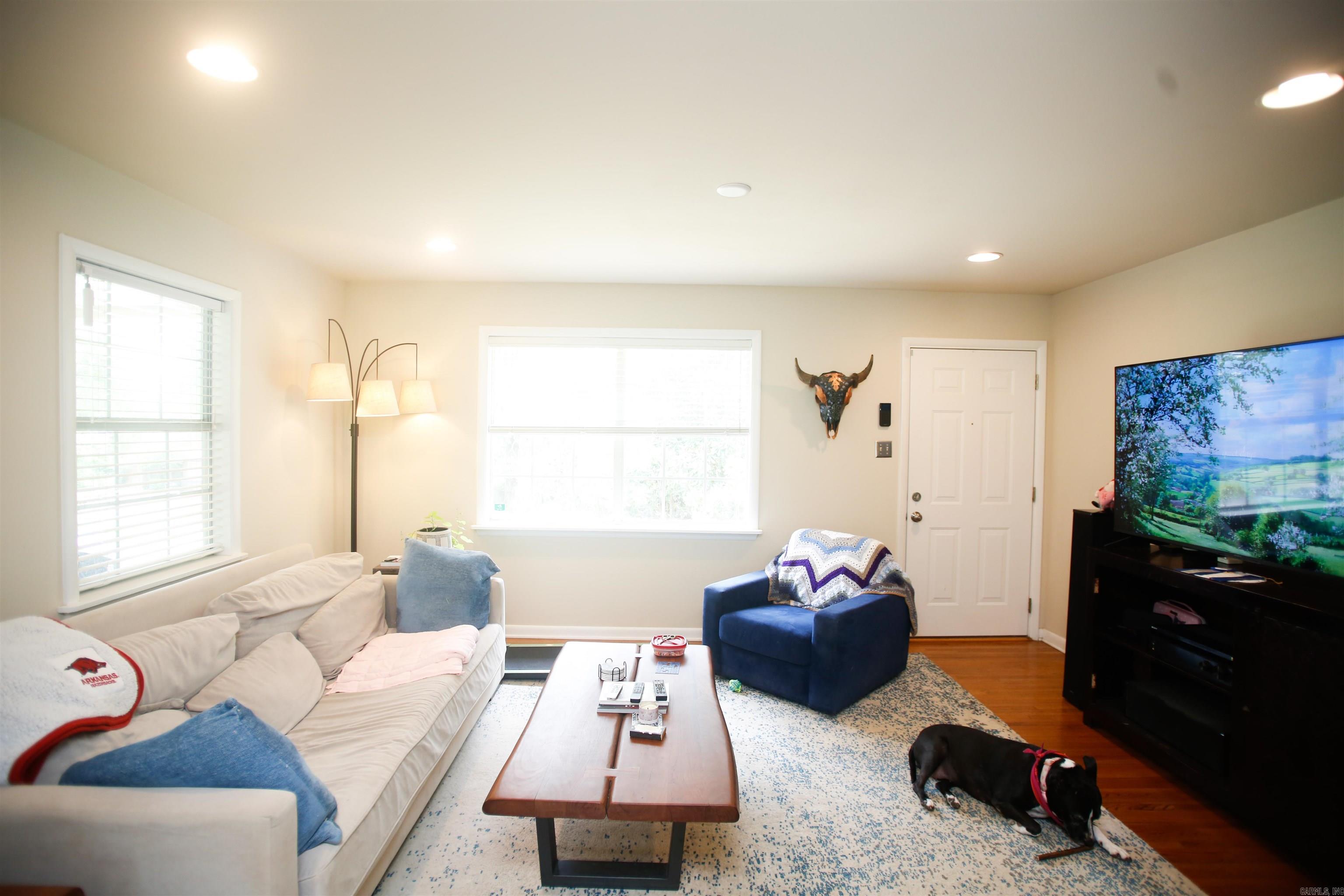 1N-13-01 - Residential Lease