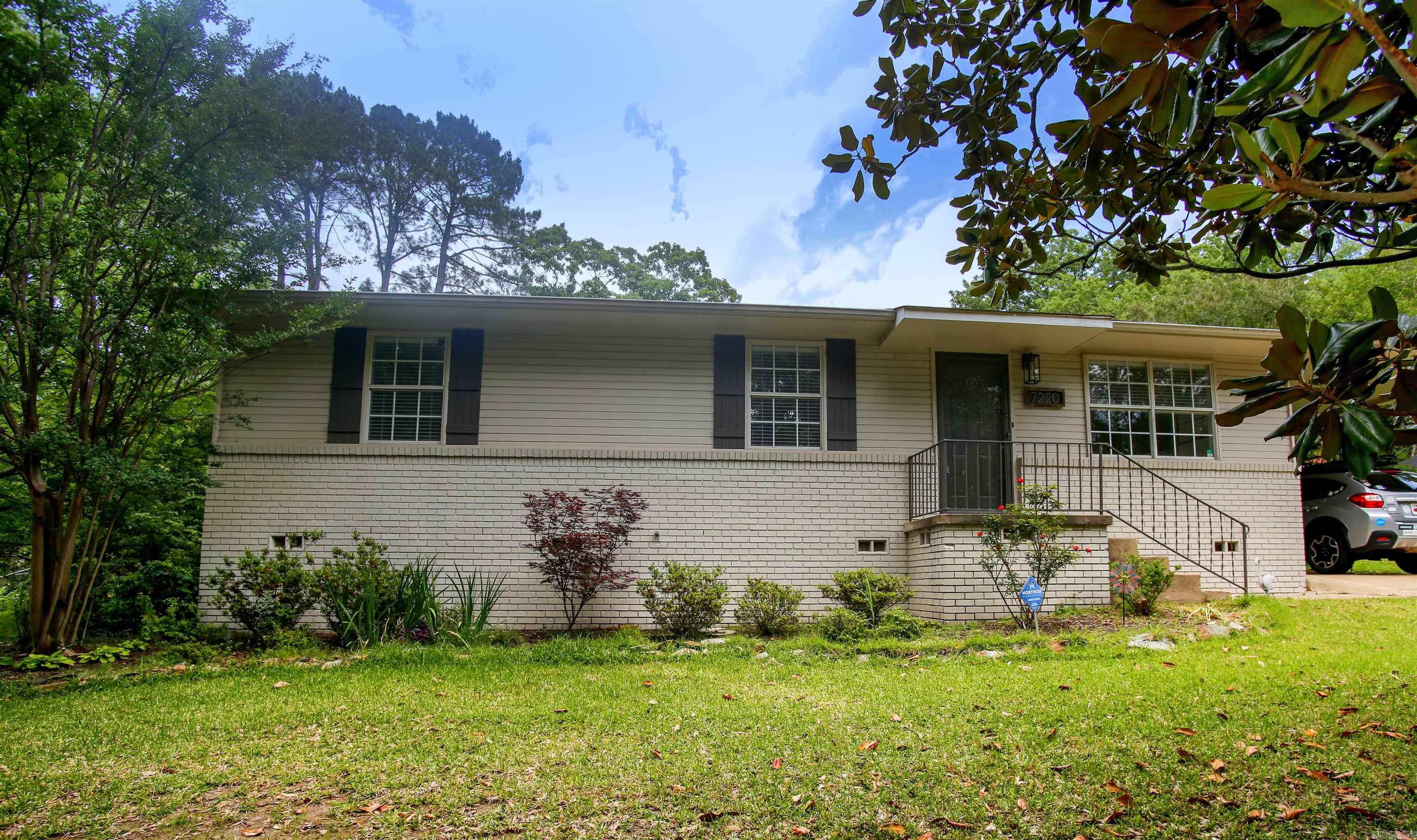 1N-13-01 - Residential Lease