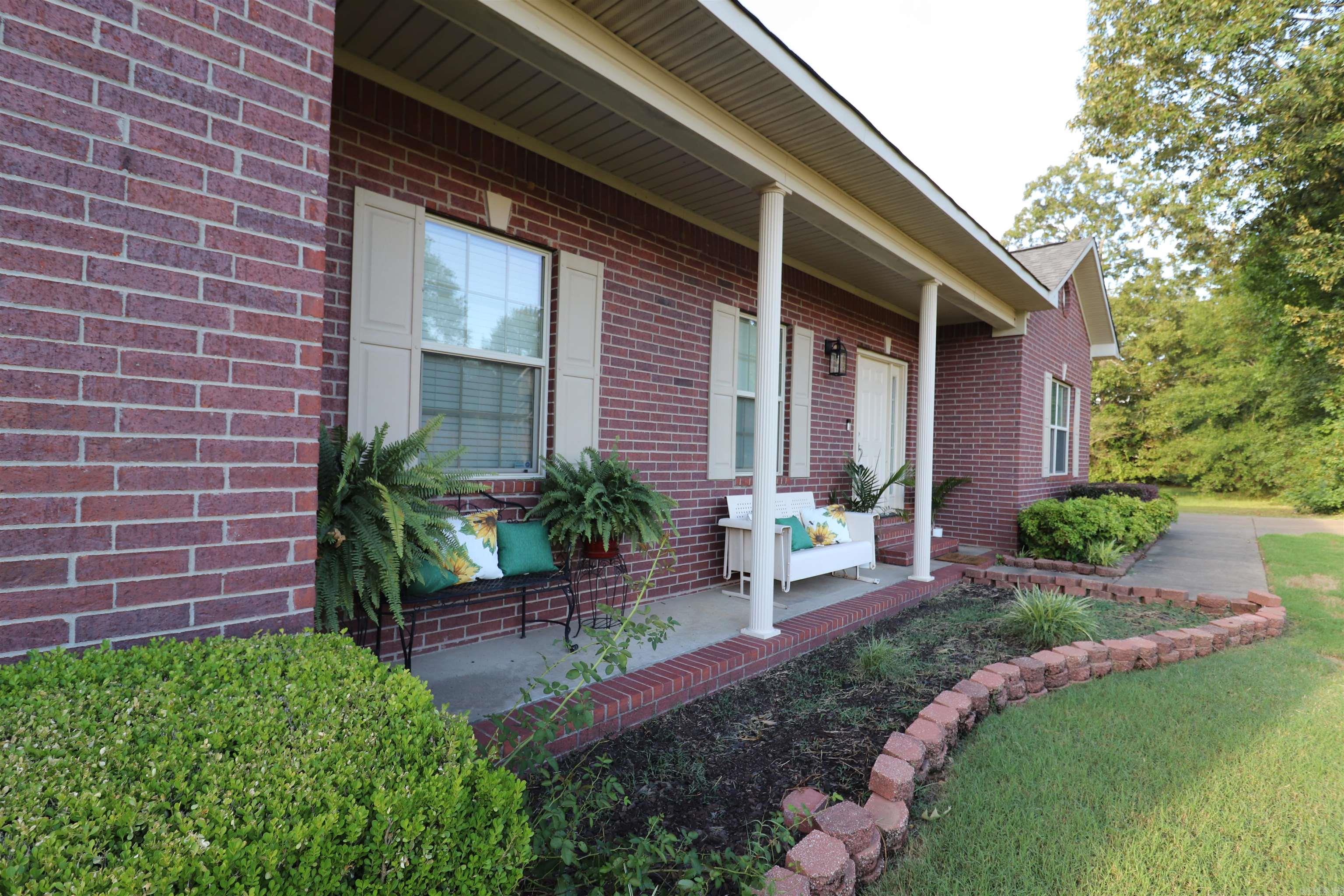 Royal Oaks - Residential