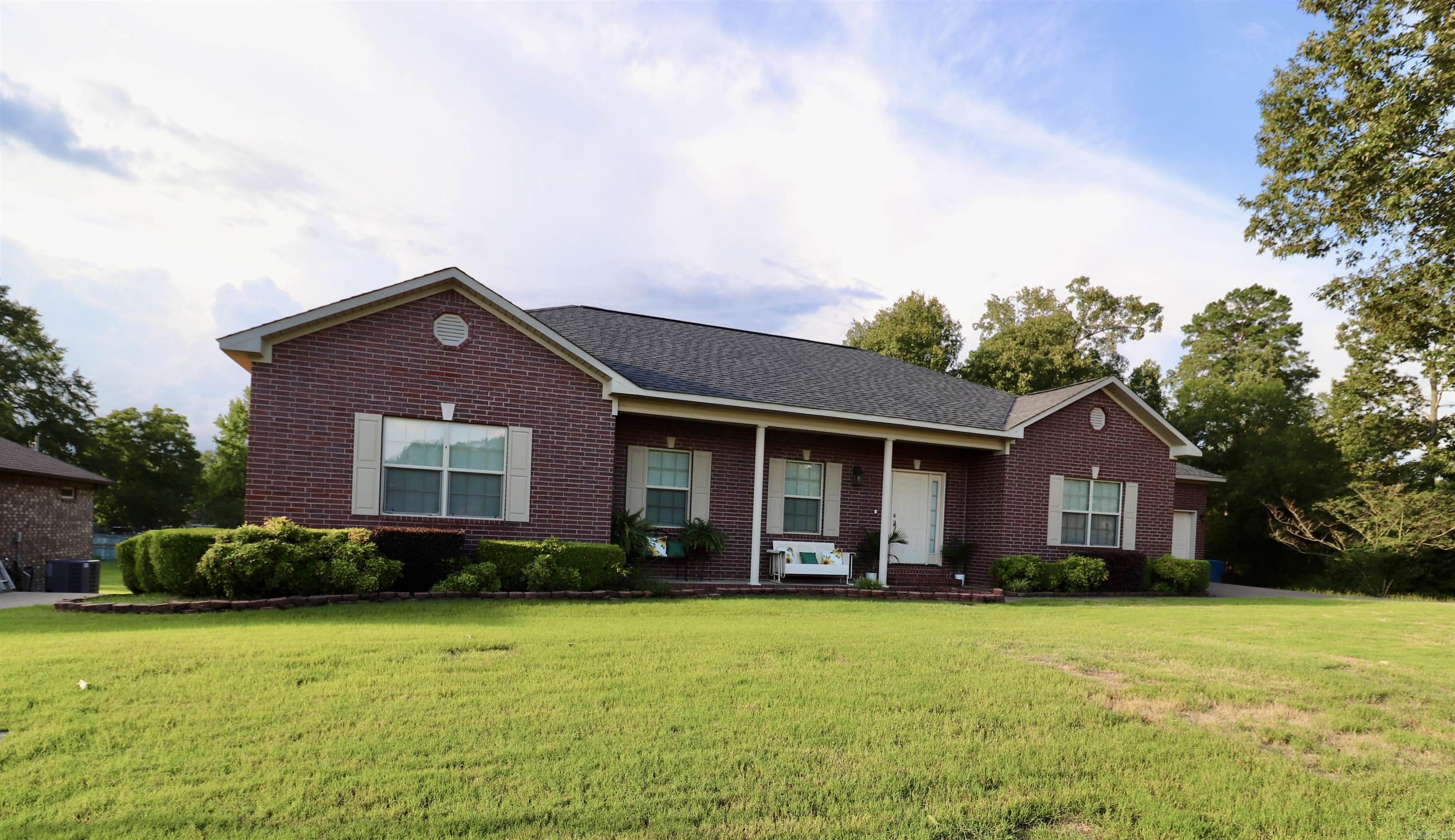 Royal Oaks - Residential