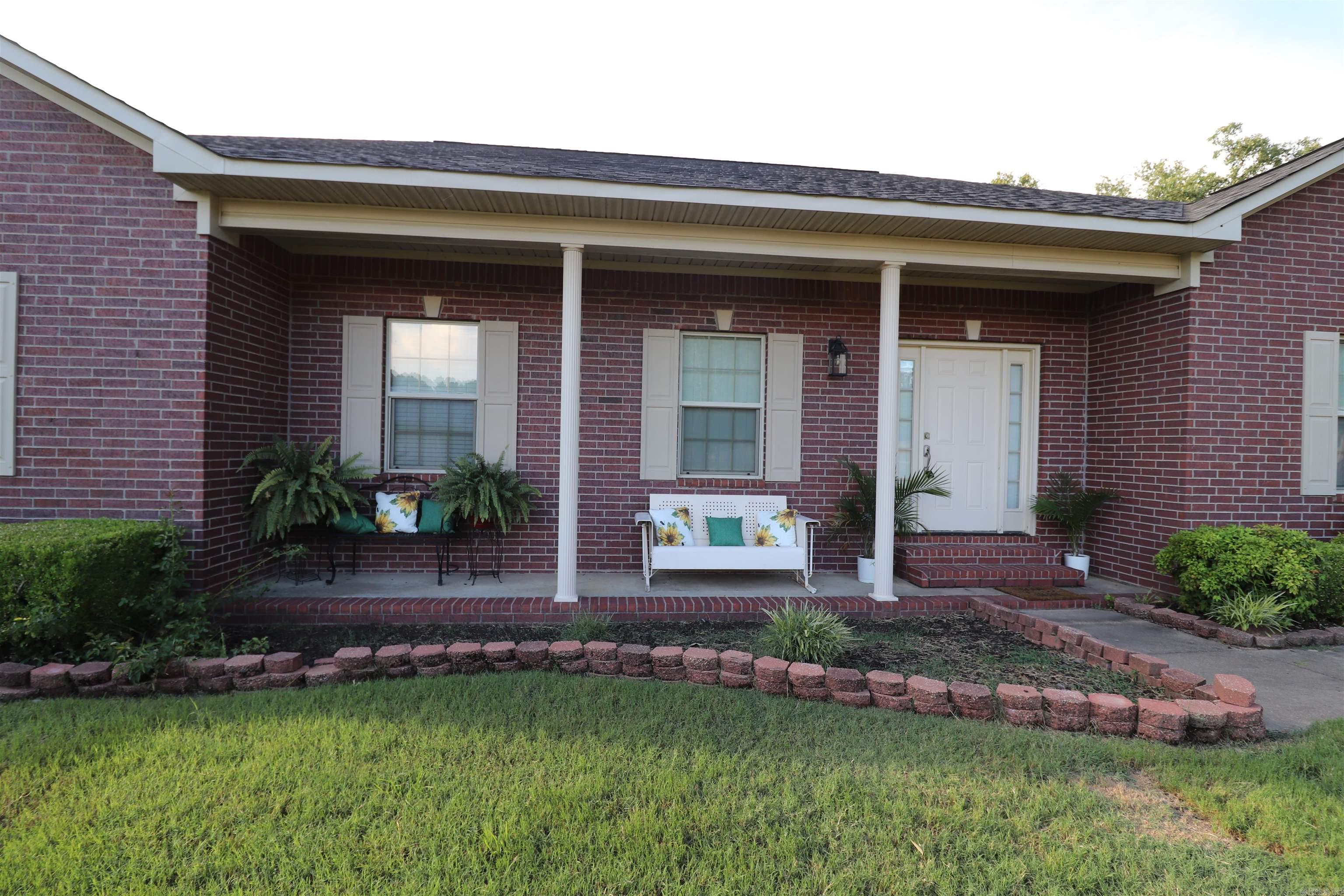 Royal Oaks - Residential