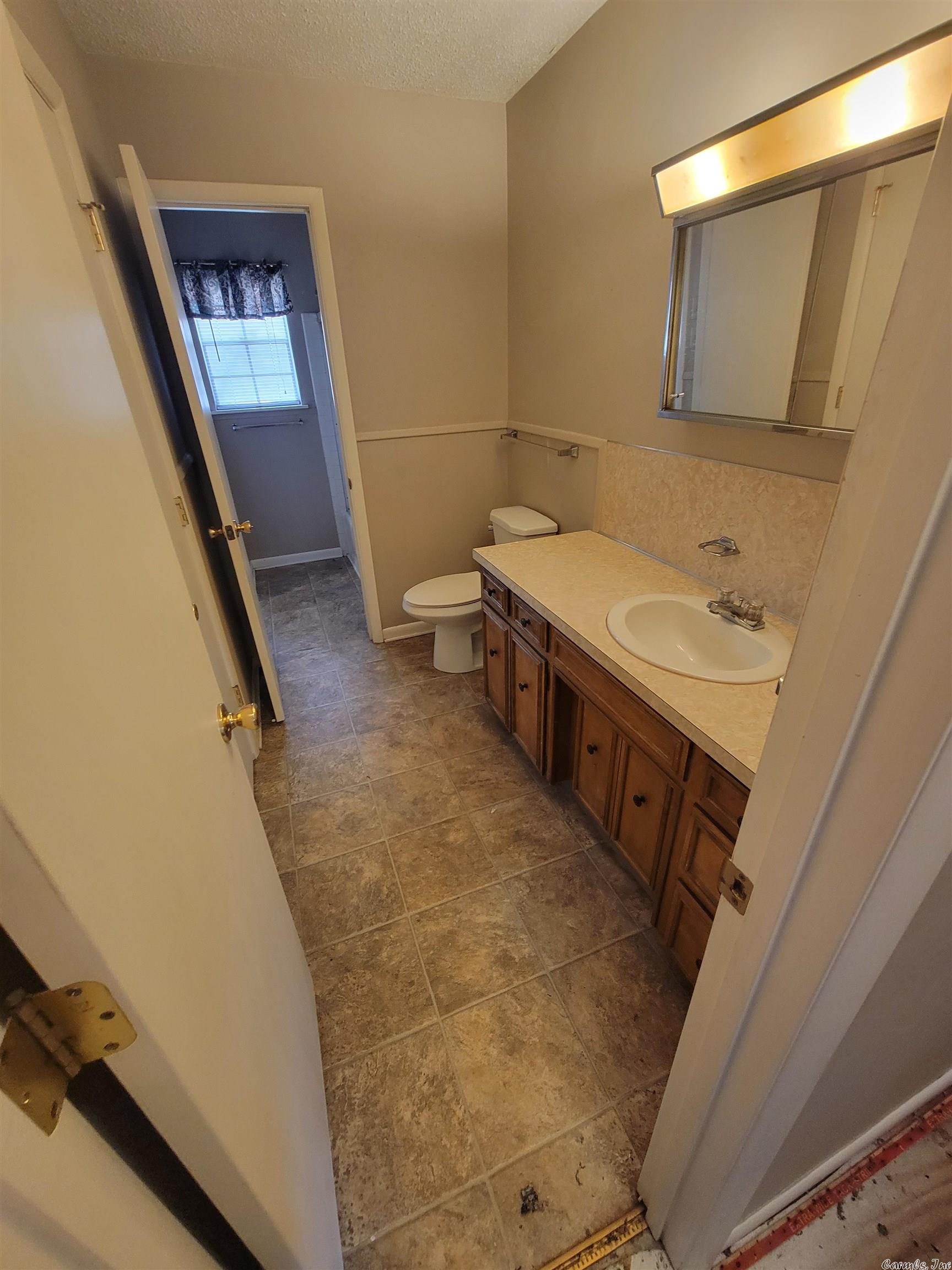 INDIAN HILLS - Residential