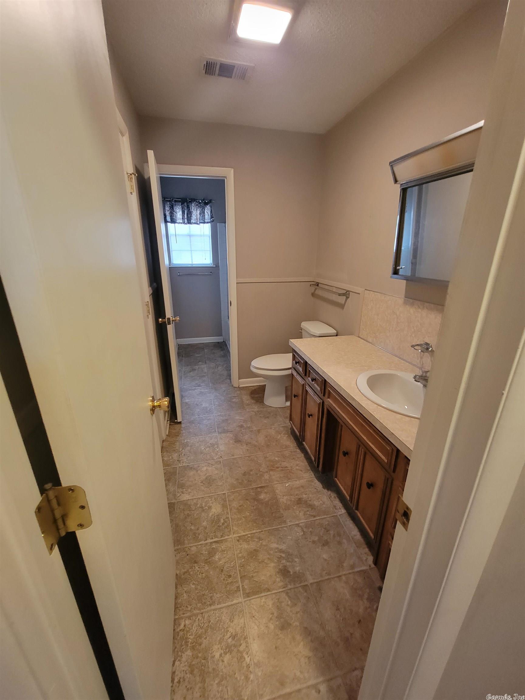 INDIAN HILLS - Residential