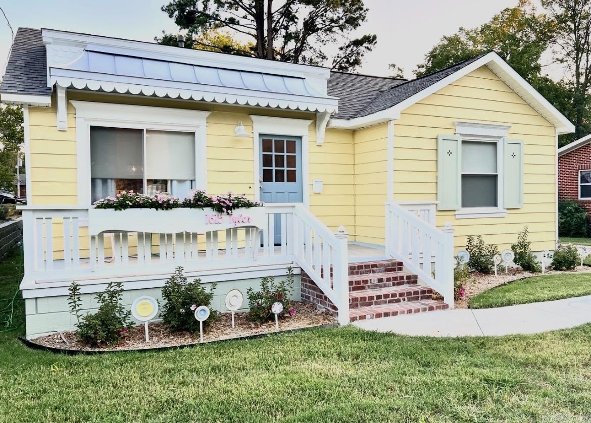 Beautifully renovated cottage in Conway, lovingly known as “The Little Yellow House,” offering charm, comfort, and versatility. Expanded to approximately 1,200 square feet, this thoughtfully redesigned 2-bed, 1-bath home features modern updates, functional living spaces, and timeless appeal. Originally built in the 1960s, it has been reimagined with integrated accessibility features throughout, creating a home that supports a wide range of needs and lifestyles while remaining warm, inviting, and fully livable for any buyer. Designed with visibility and long-term comfort in mind, the home offers accessibility features ideal for multigenerational families, aging in place, guests with mobility needs, or anyone seeking a more inclusive and functional living environment without sacrificing style. The flexible layout creates a welcoming space for families, caregivers, and visitors alike. Currently a successful short-term rental, the property also offers a strong opportunity for continued investment use or as a primary residence. Conveniently located near Hendrix College, shopping, and dining, this move-in-ready home offers flexibility, comfort, and accessibility in a convenient location.