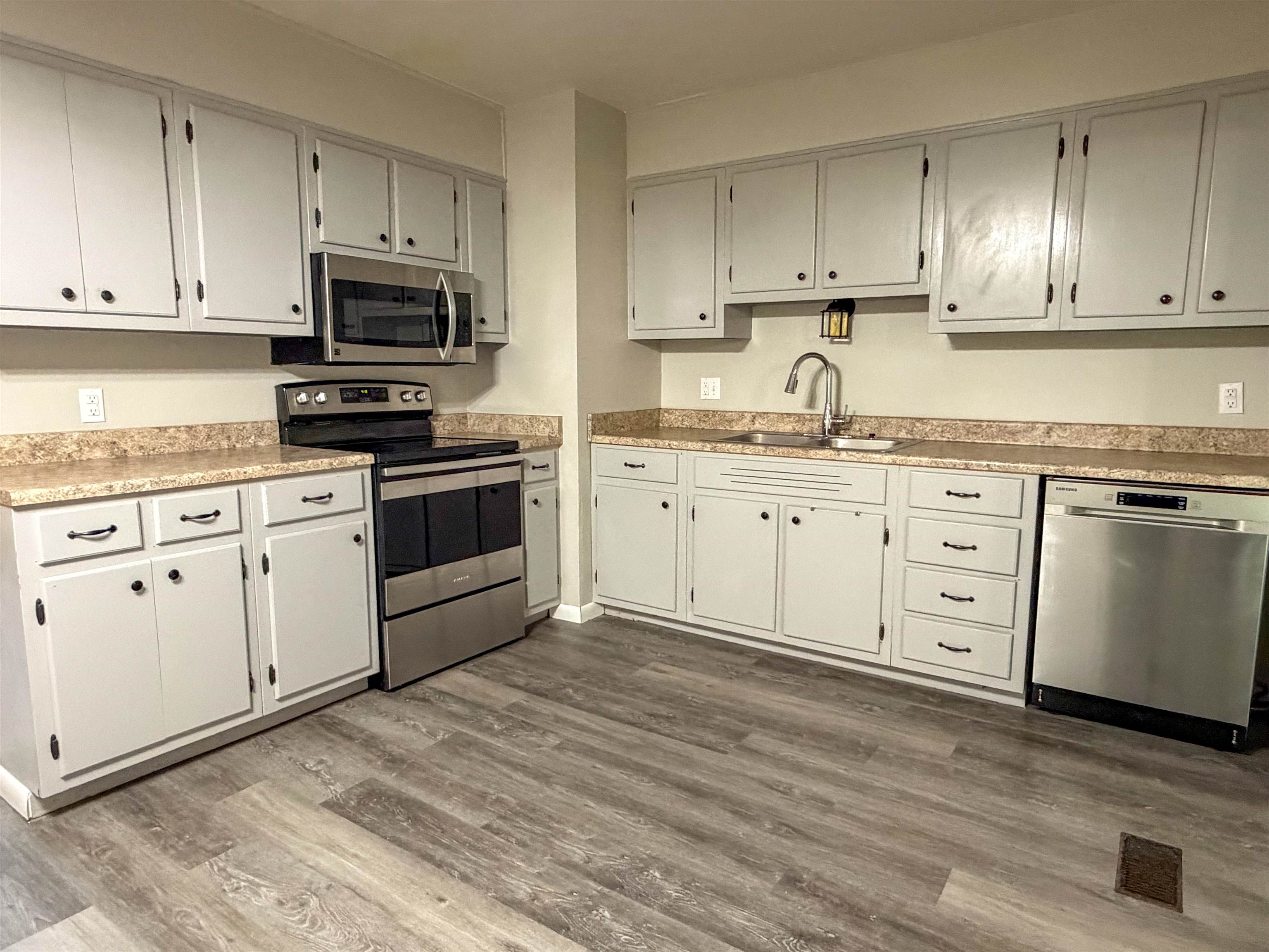CHOCTAW FOURTH - Residential