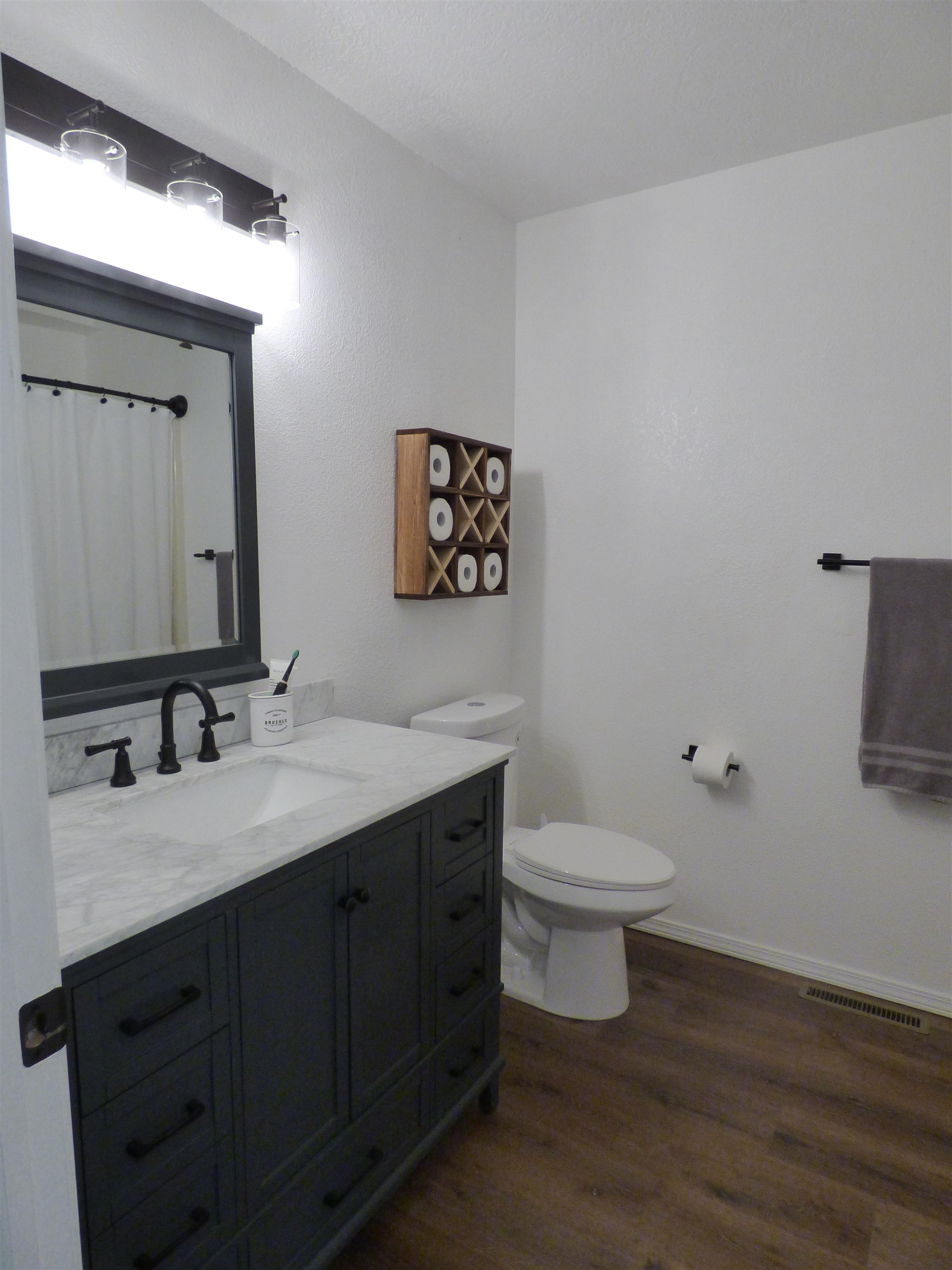 BUFORD ESTATES - Residential