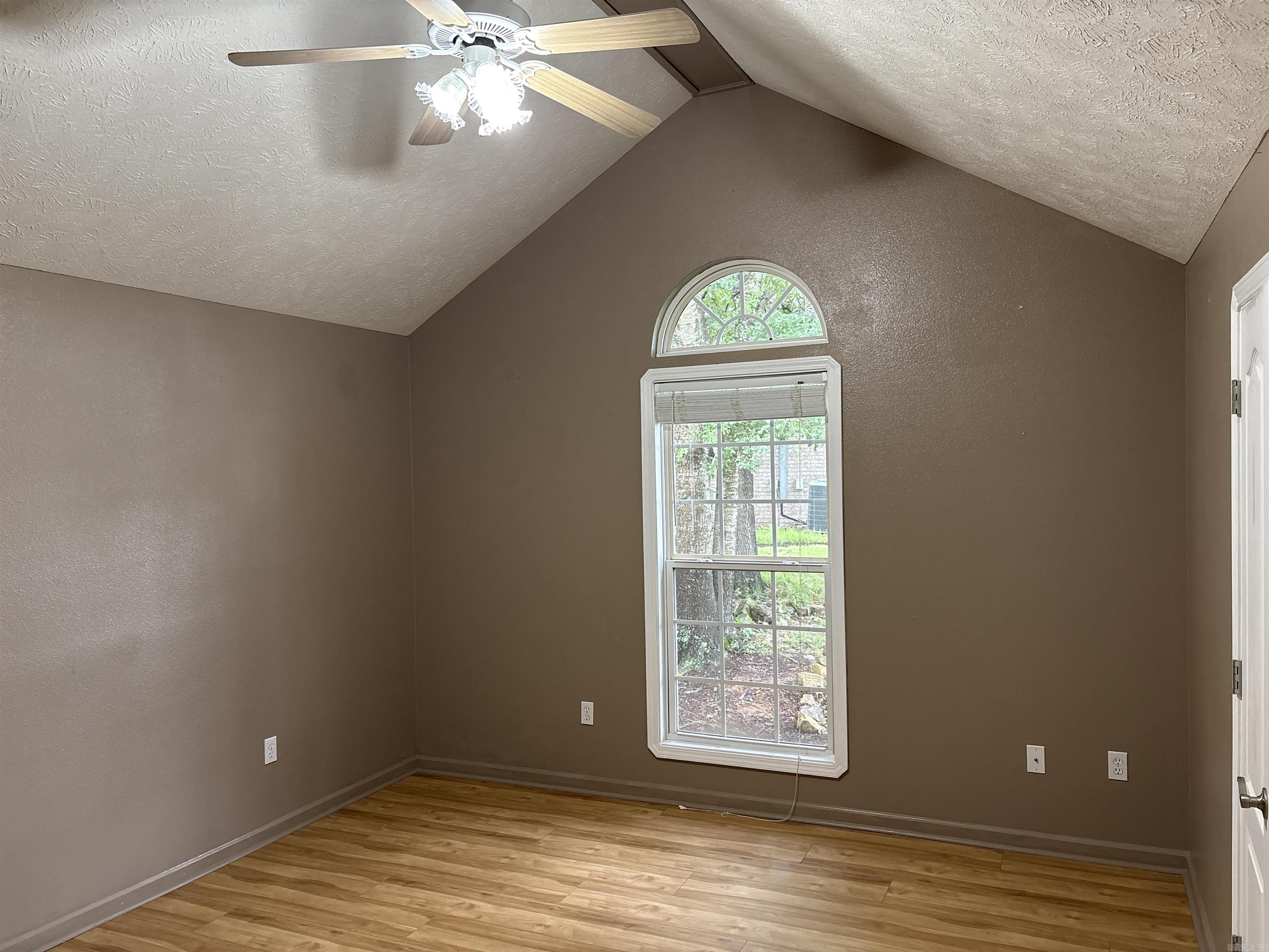 DEERFIELD - Residential