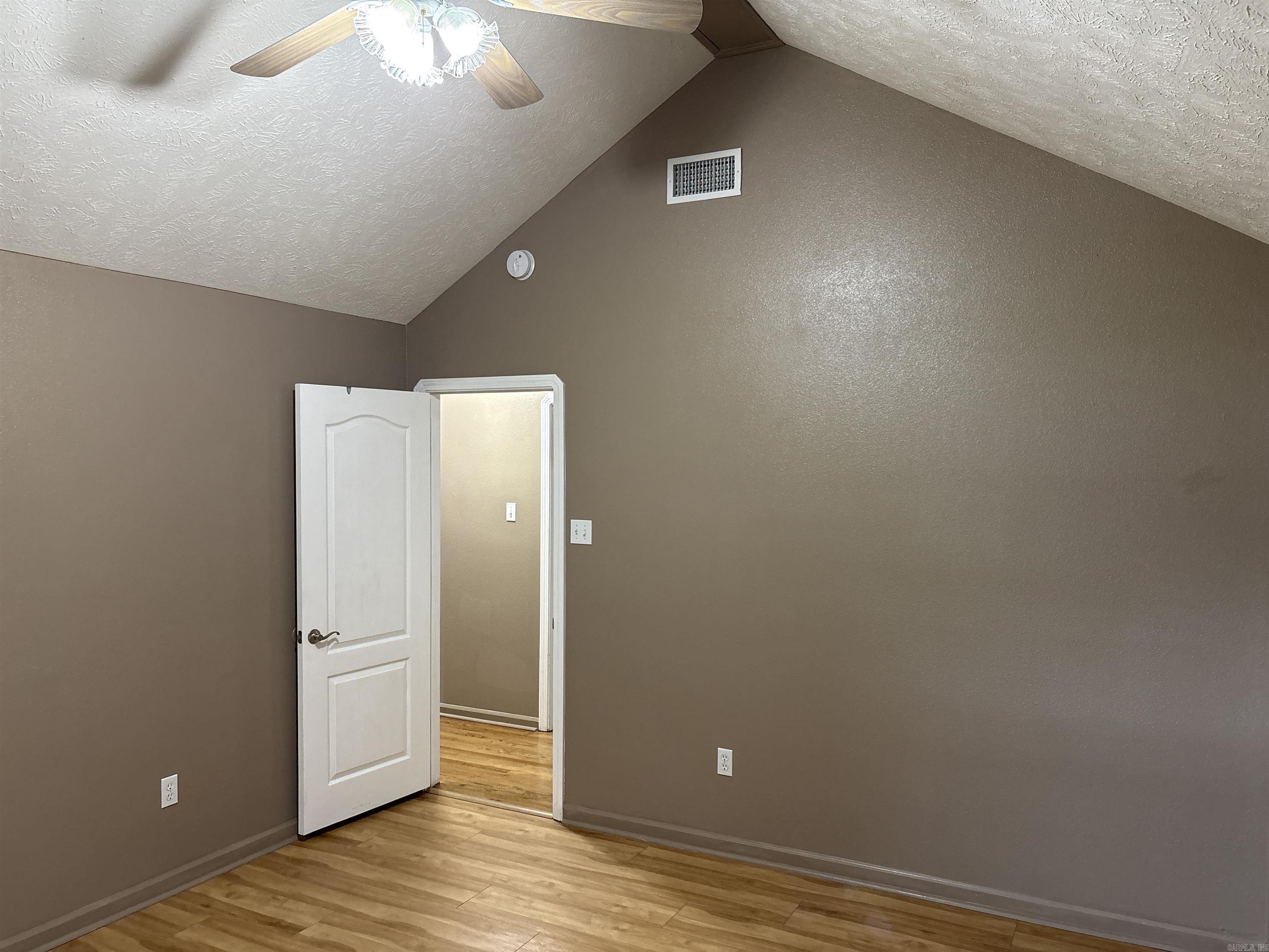 DEERFIELD - Residential