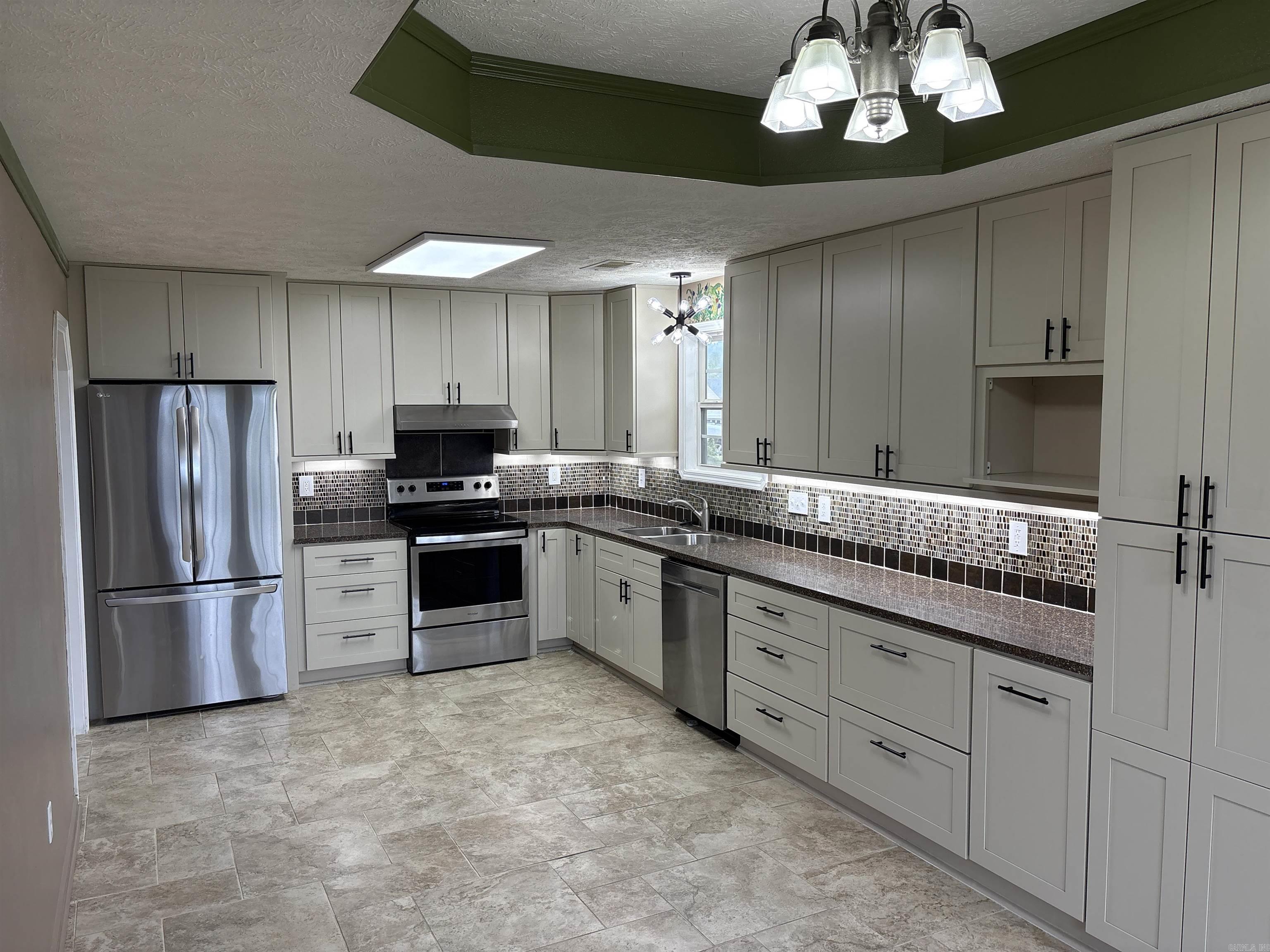 DEERFIELD - Residential