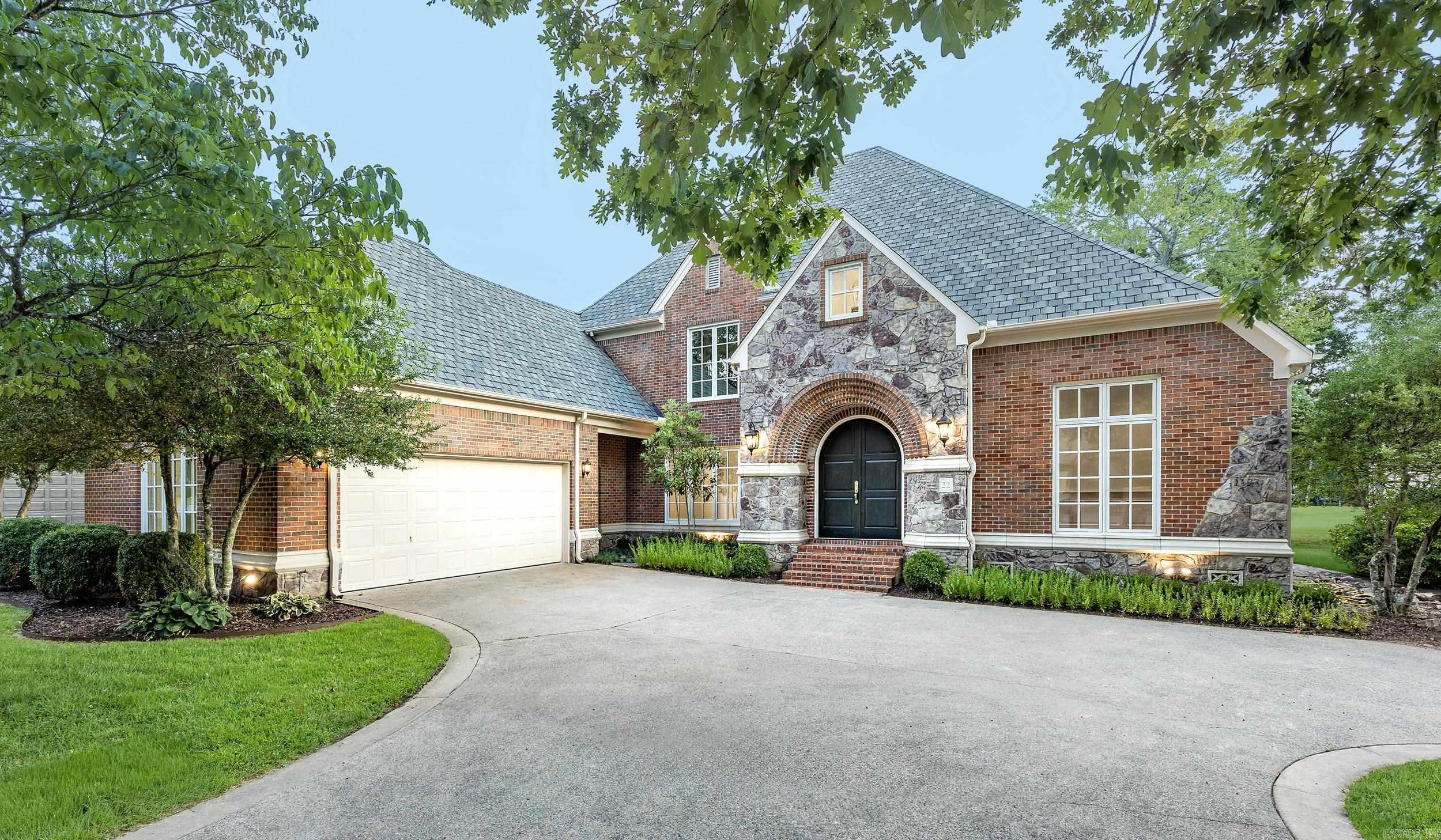 CHENAL VALLEY AVIGNON COURT - Residential
