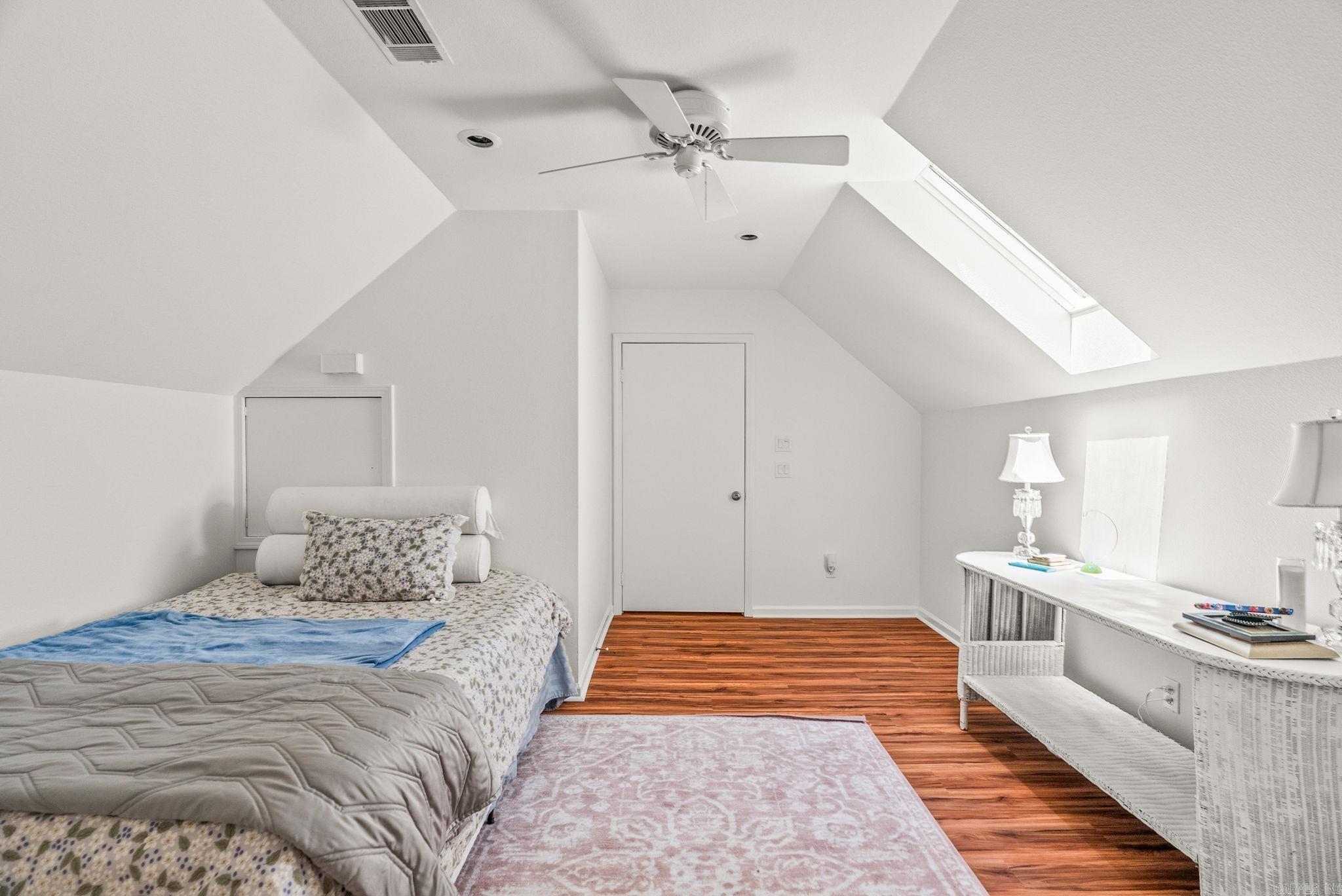 GRANDVIEW - Residential
