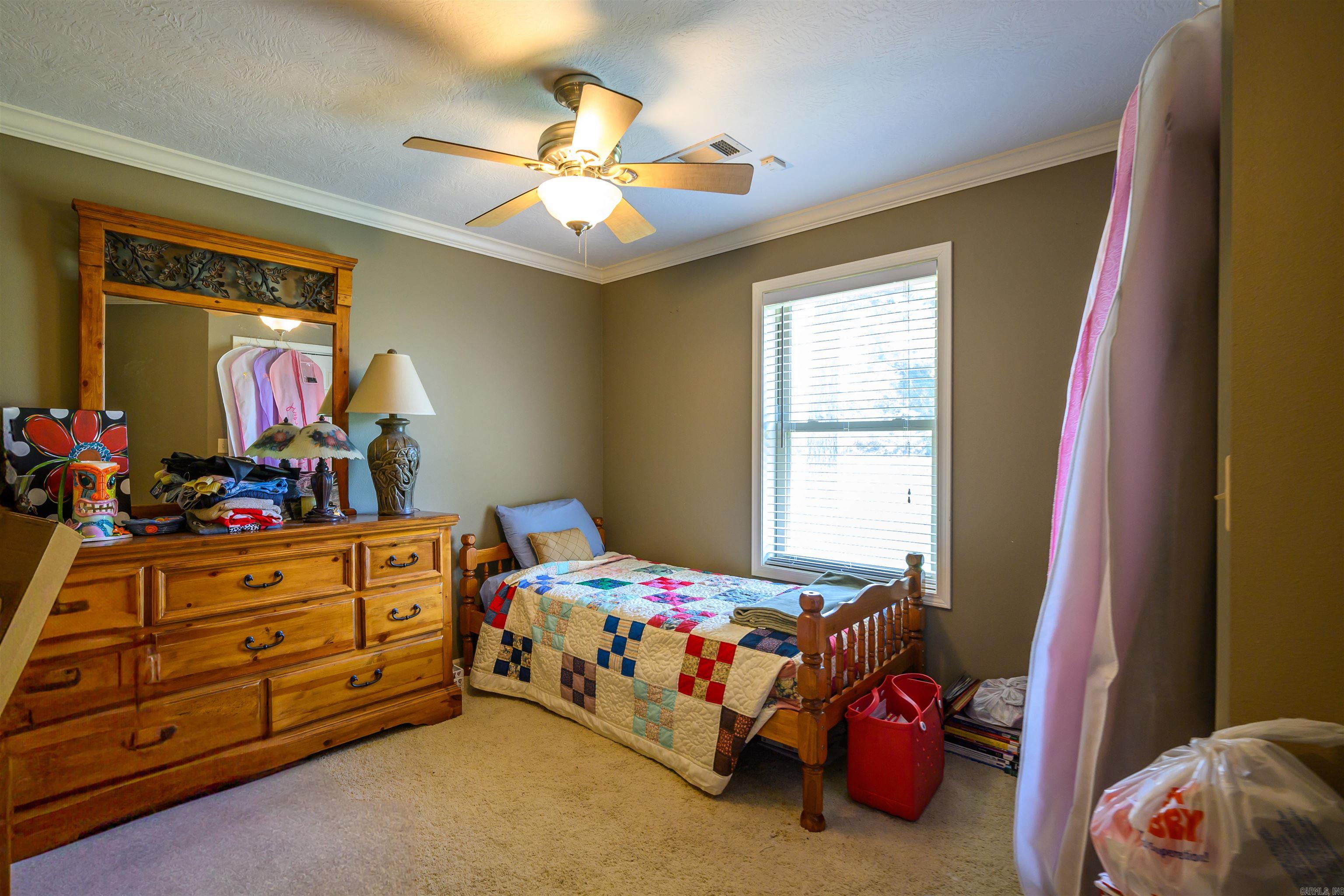 DOUBLE OAK ESTATES - Residential