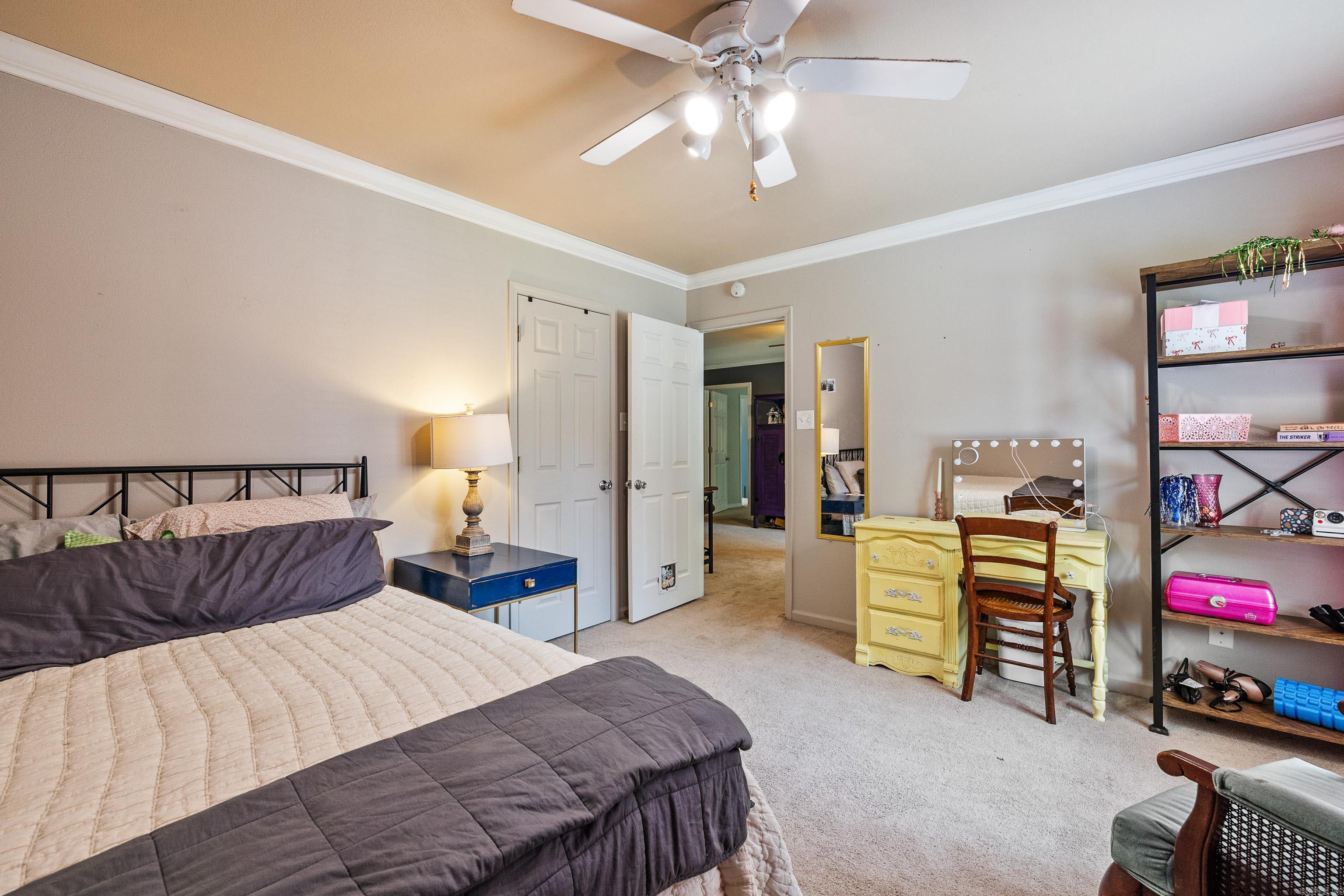 RIVER OAKS - Residential
