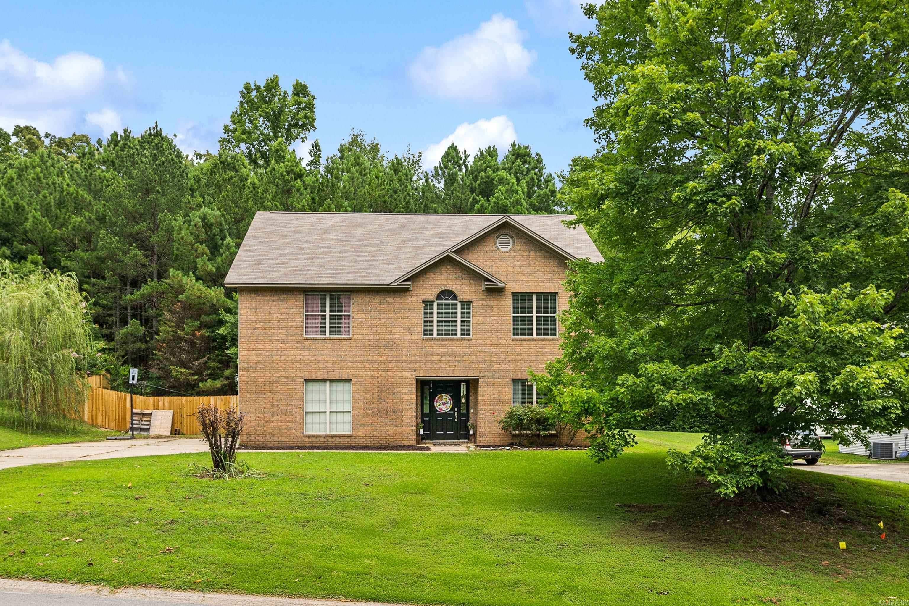 RIVER OAKS - Residential
