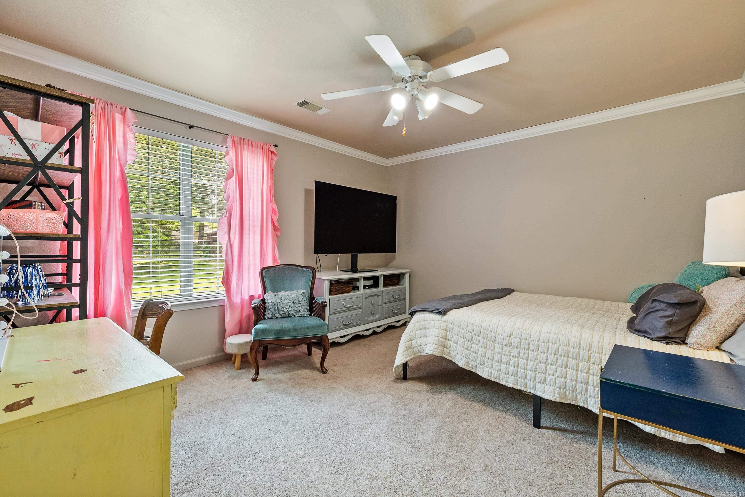 RIVER OAKS - Residential