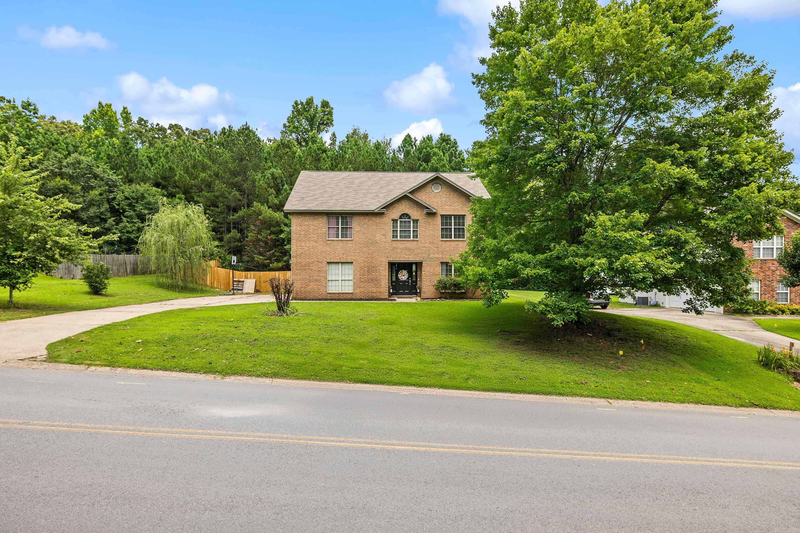 RIVER OAKS - Residential