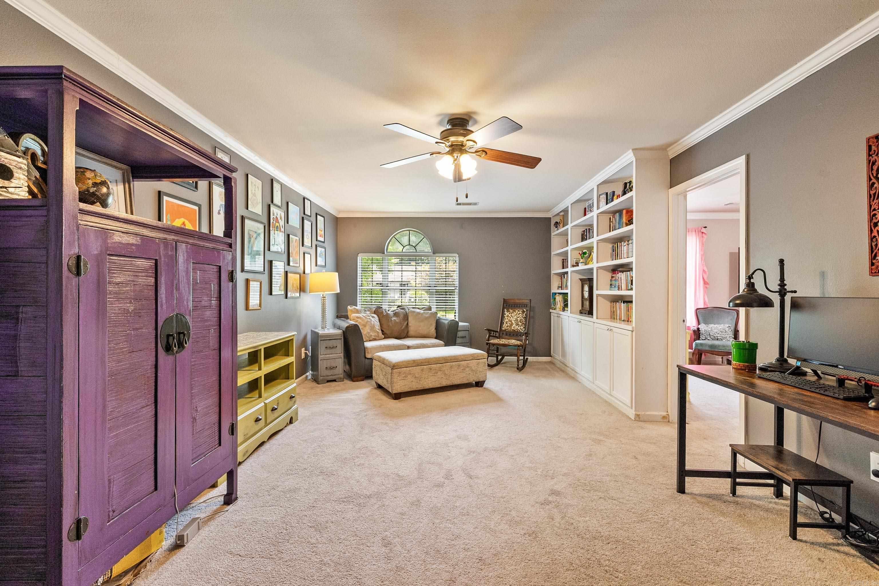 RIVER OAKS - Residential