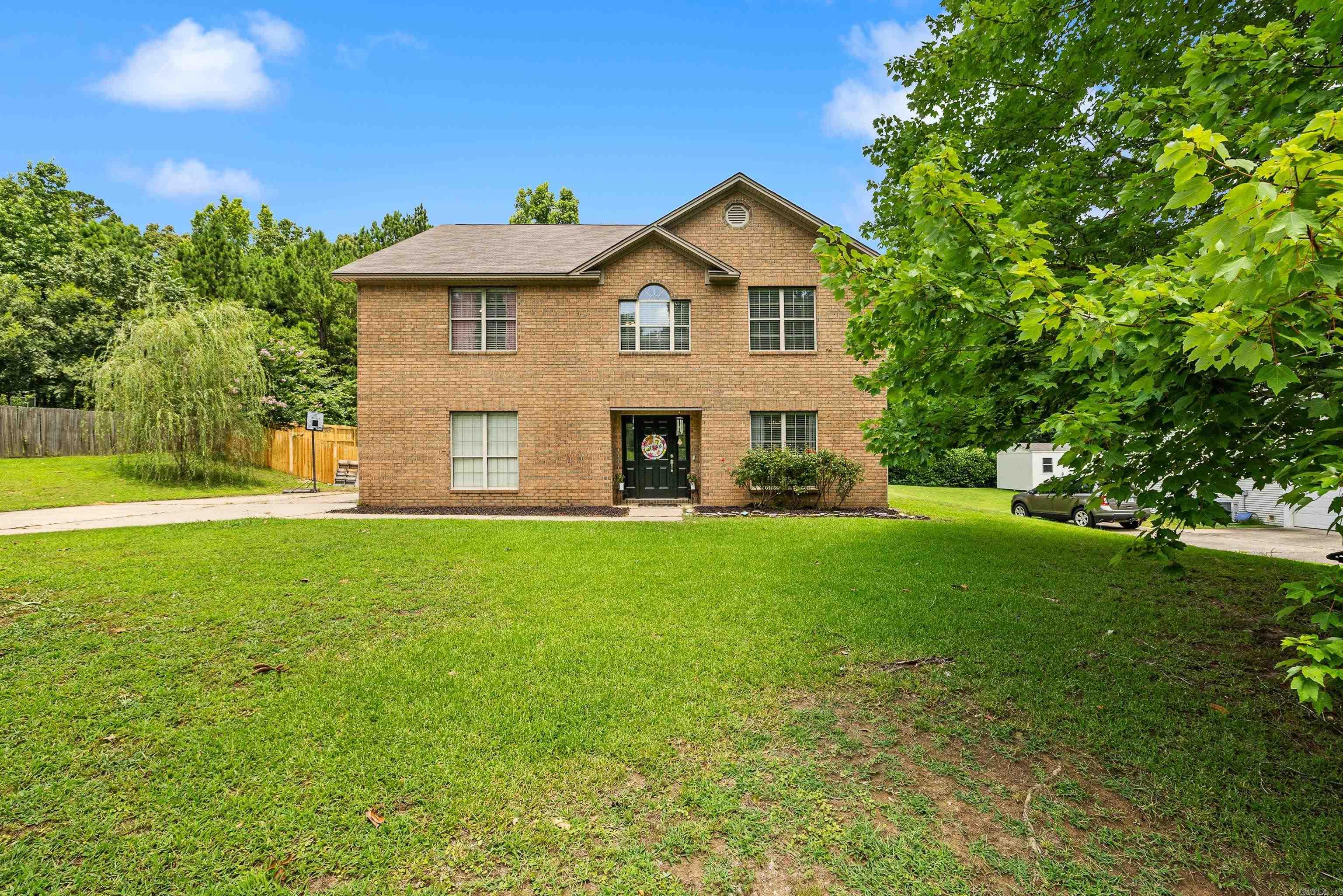 RIVER OAKS - Residential