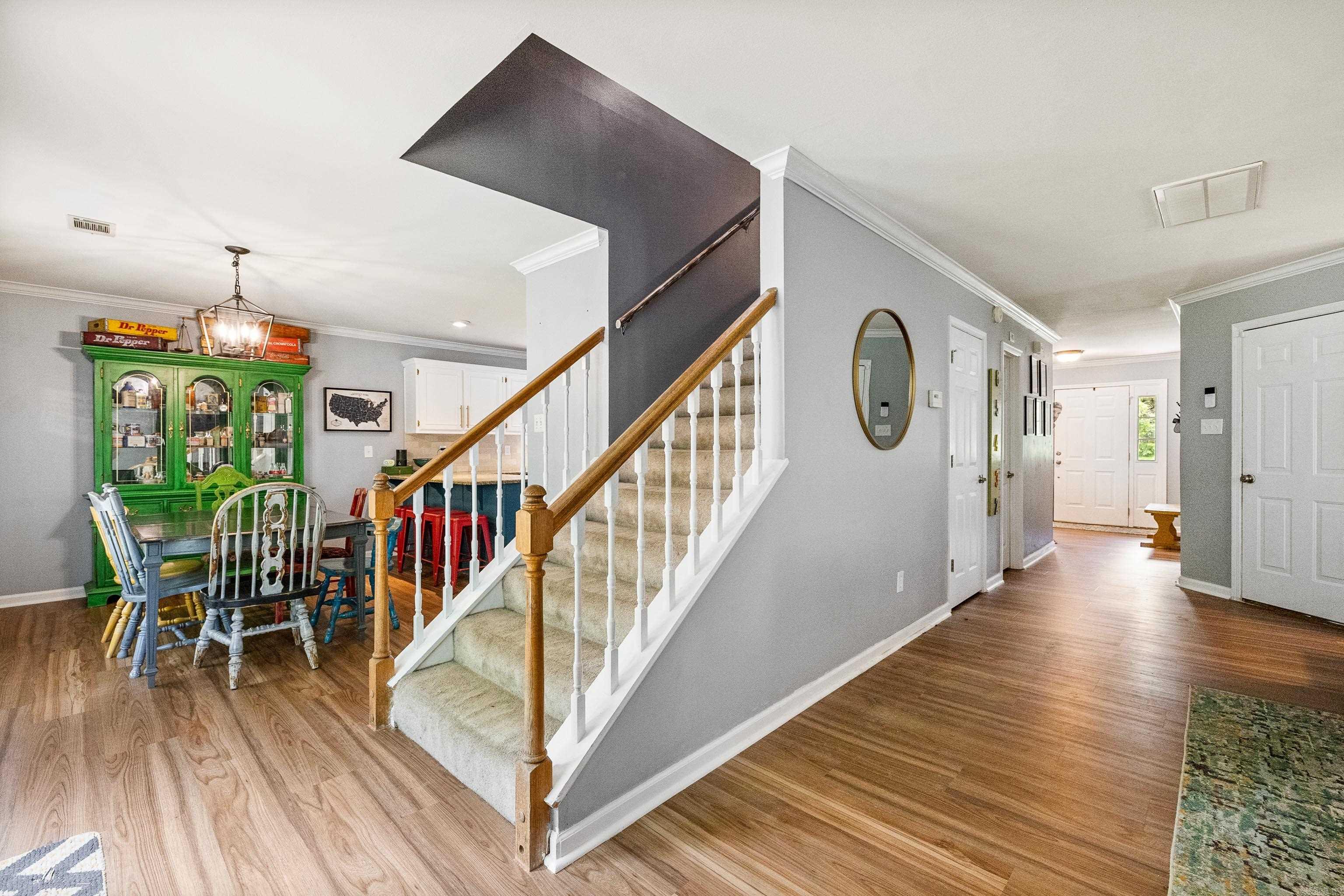 RIVER OAKS - Residential
