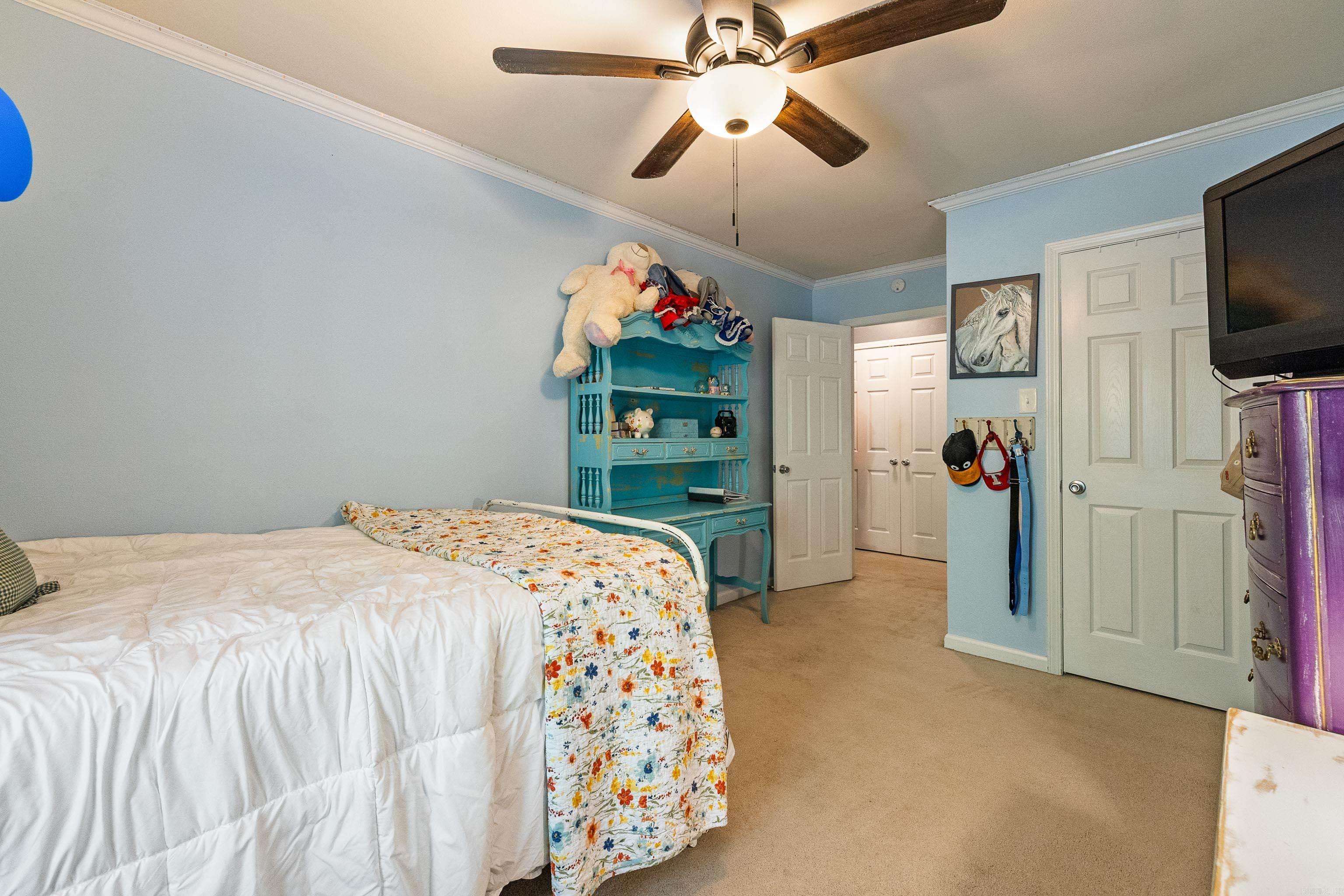 RIVER OAKS - Residential
