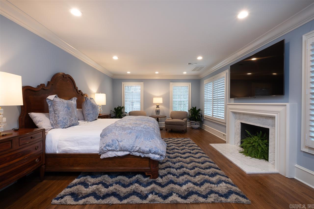 SHADOWLAWN - Residential