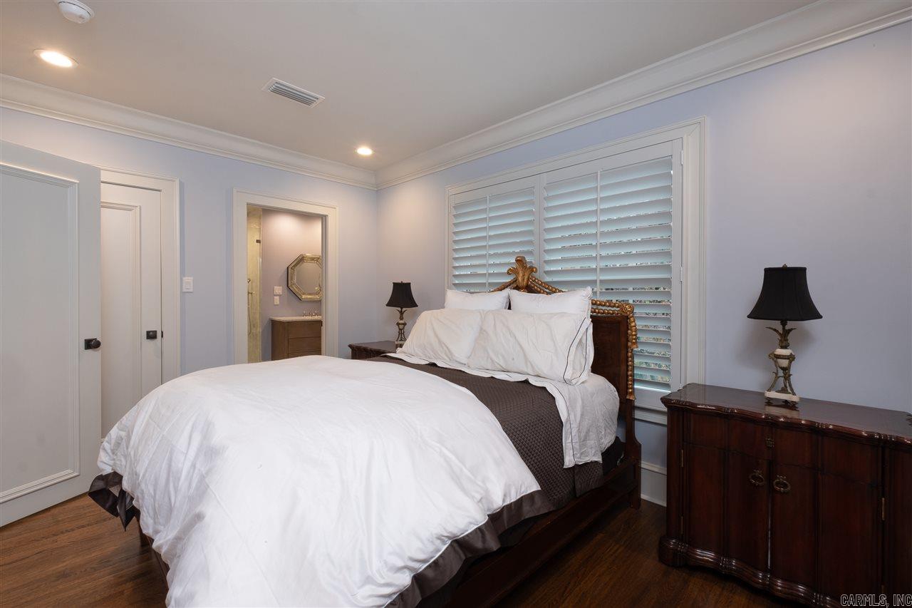 SHADOWLAWN - Residential