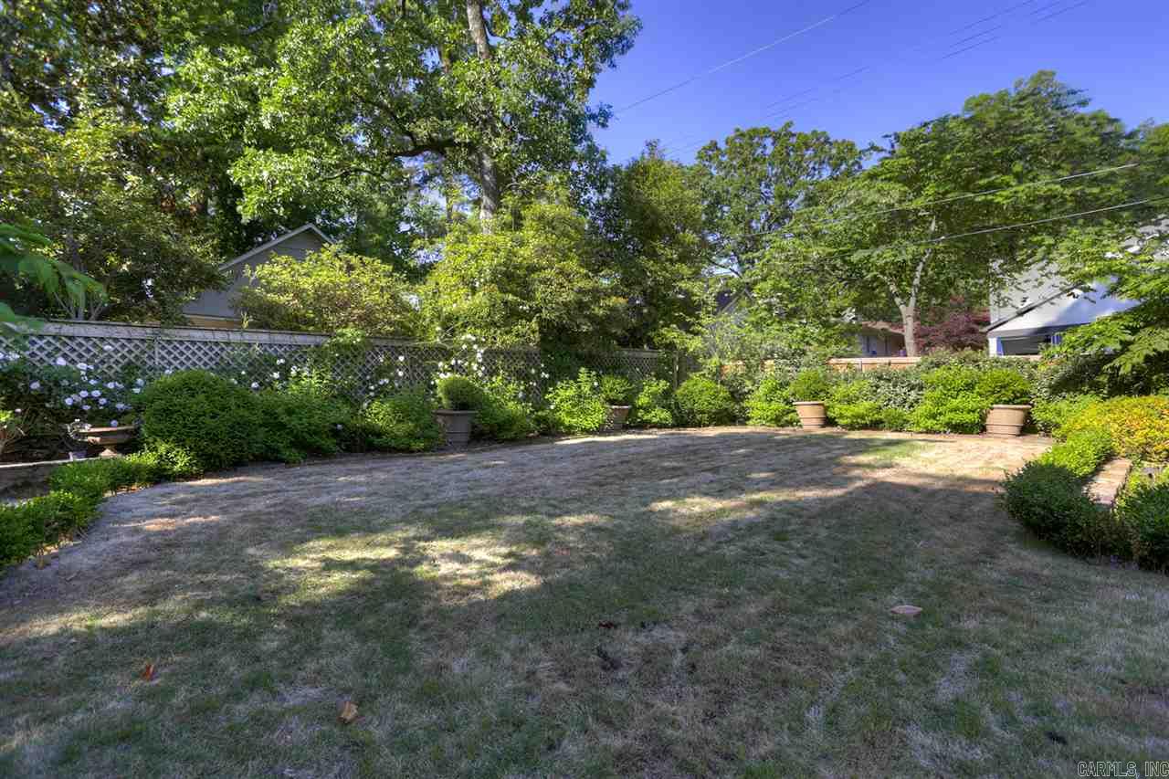 SHADOWLAWN - Residential