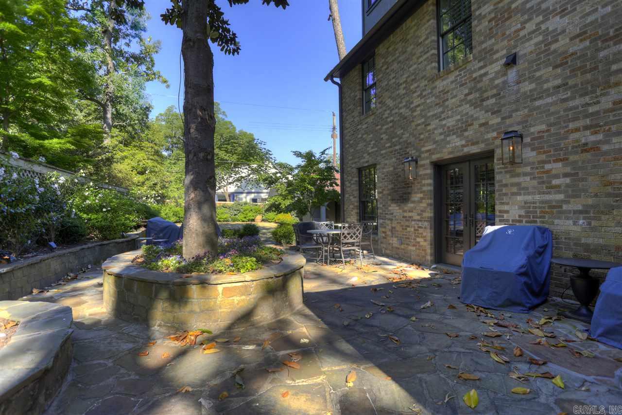 SHADOWLAWN - Residential