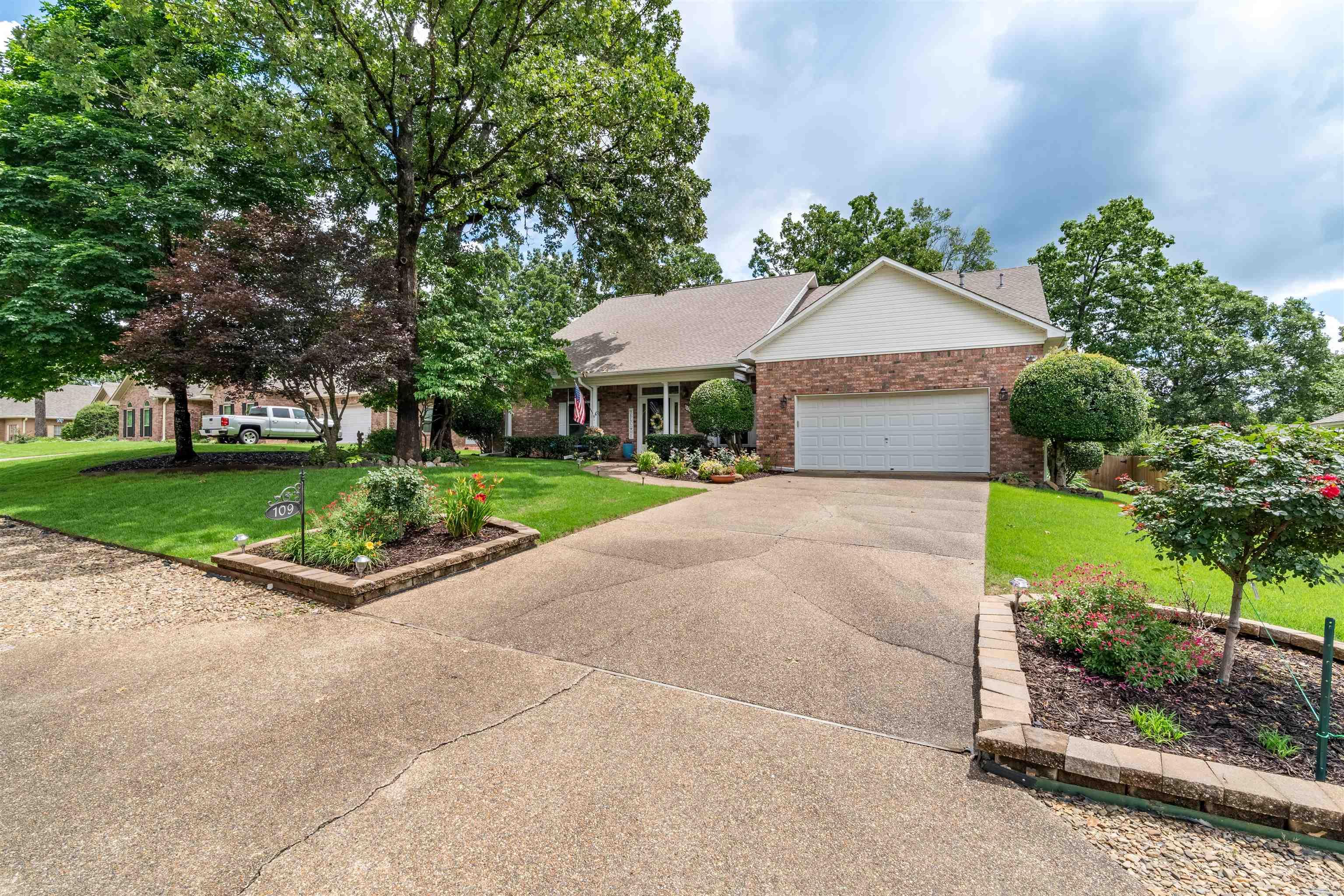 Lake Hamilton Outside - Residential